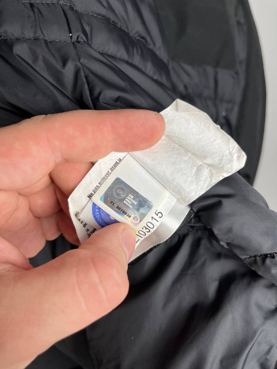 Canada Goose Canada Goose Women Black Down Jacket In USED CONDITION Size M / US 6-8 / IT 42-44 - 22 Thumbnail