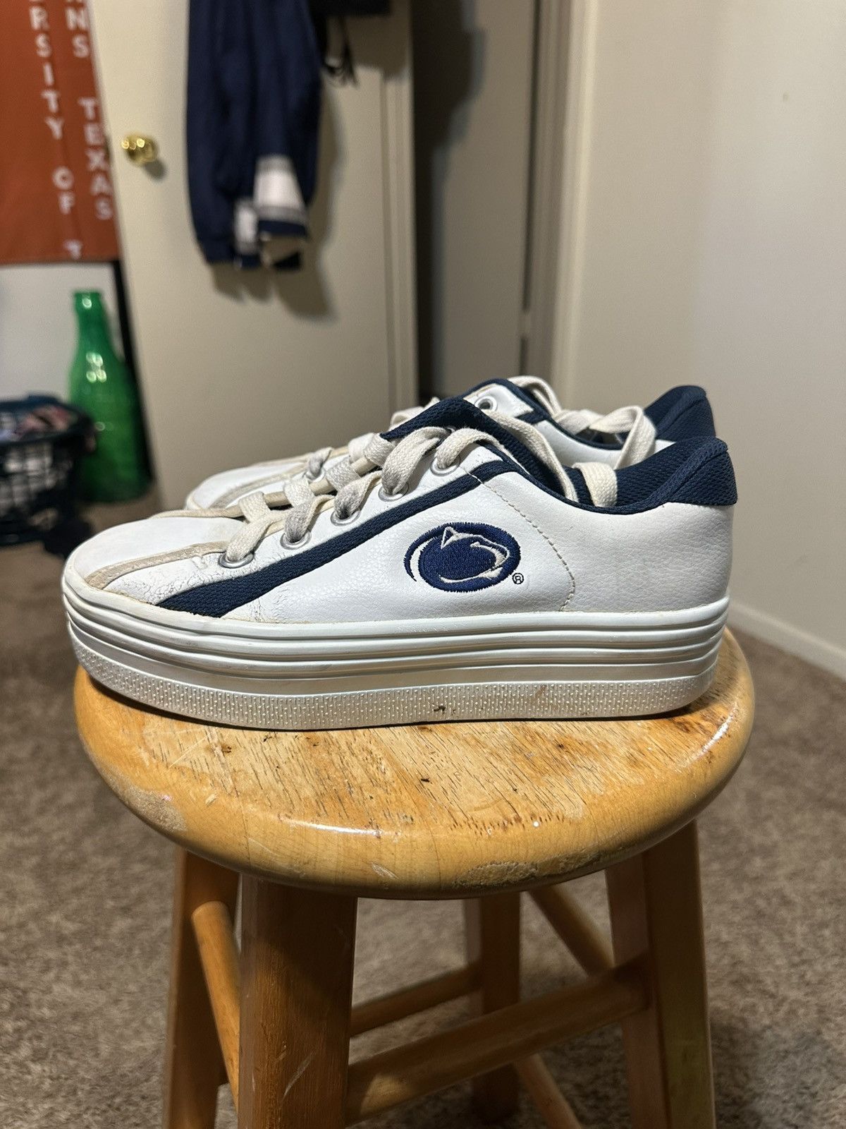 NCAA Vintage Woman’s NCAA Penn State “platform” shoes 90s size 8 Size US 8 / IT 38 - 4 Thumbnail
