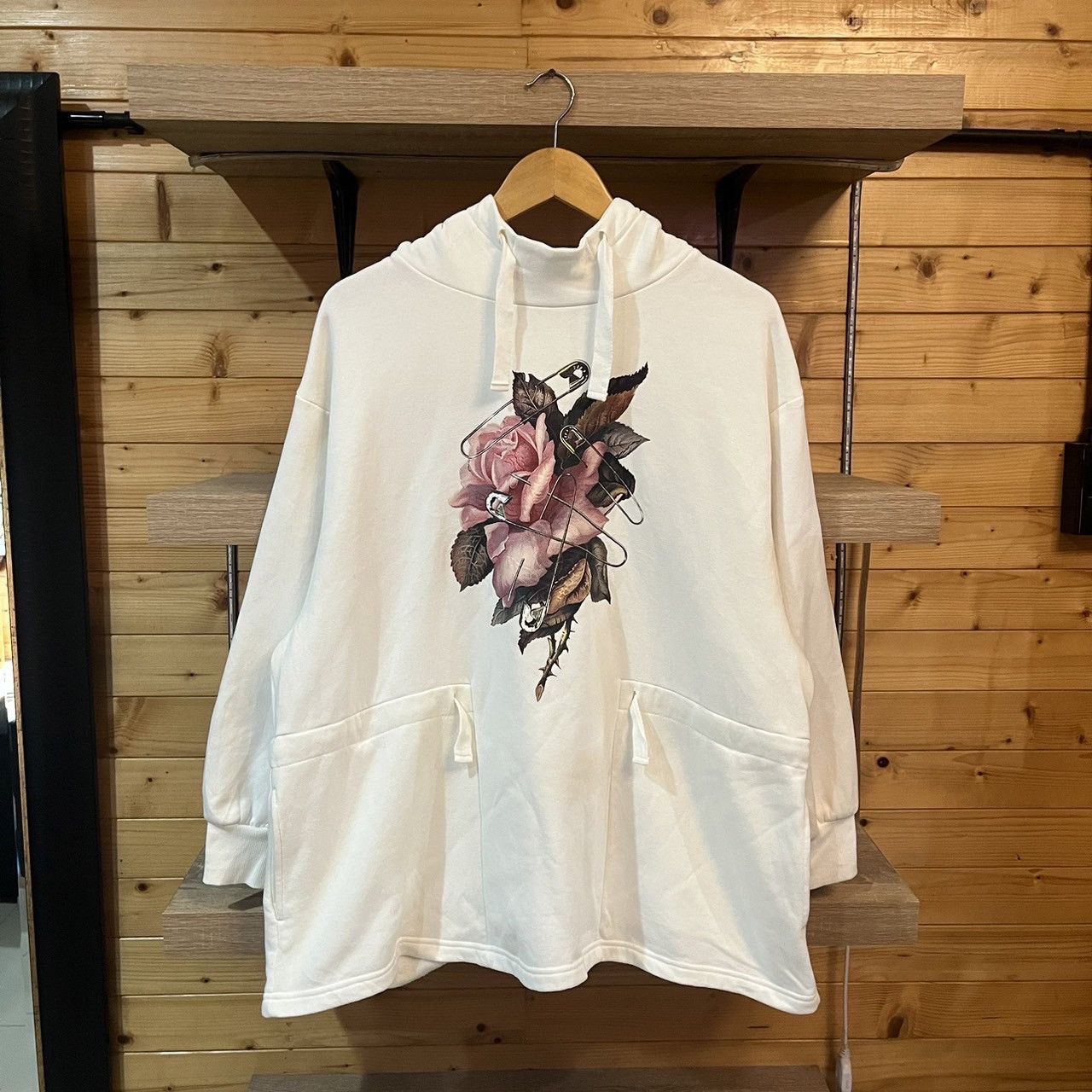 GU × Undercover GU X UNDERCOVER FLOWERS LOGO OVERSIZED HOODIES Size US L / EU 52-54 / 3 - 2 Thumbnail