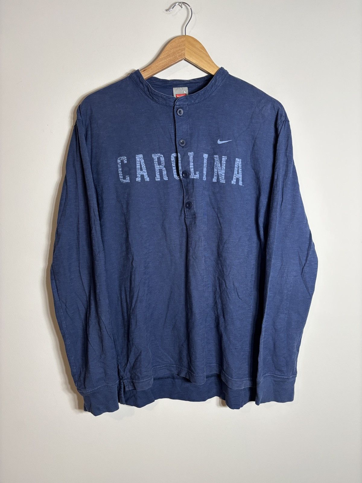 Nike Vintage Nike Carolina Tar Heels Long Sleeve Henley Y2K Large Size US L / EU 52-54 / 3 - 1 Thumbnail