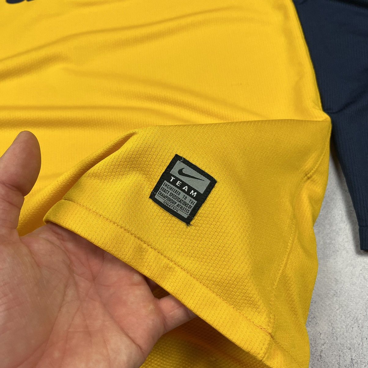 Nike Vintage Nike FC Arsenal Fabregas #4 rare soccer jersey 08/09 Size US XL / EU 56 / 4 - 5 Thumbnail