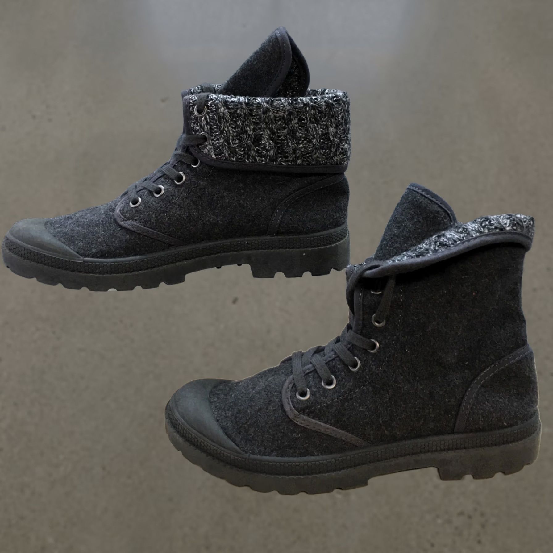 Vintage Rocket Dog Booties Womens 8.5 Pilot Joshua Fold Over Lace Up Winter Gray Bootie Low Heel Ankle Casual Boots Womens Size US 9 / IT 39 - 1 Thumbnail