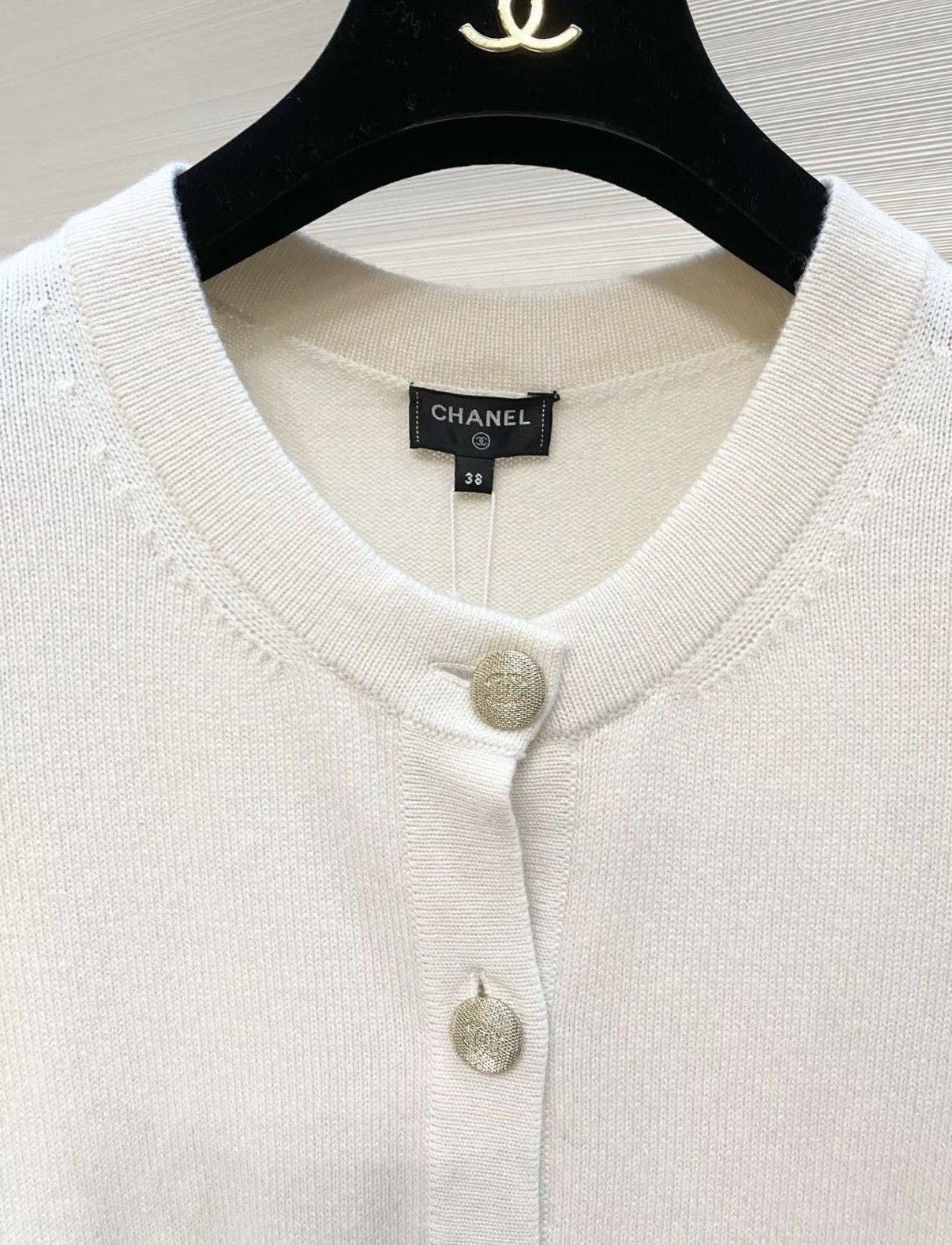 Chanel Chanel Cashmere Cardigan Versatile J33 Size XS / US 0-2 / IT 36-38 - 2 Thumbnail