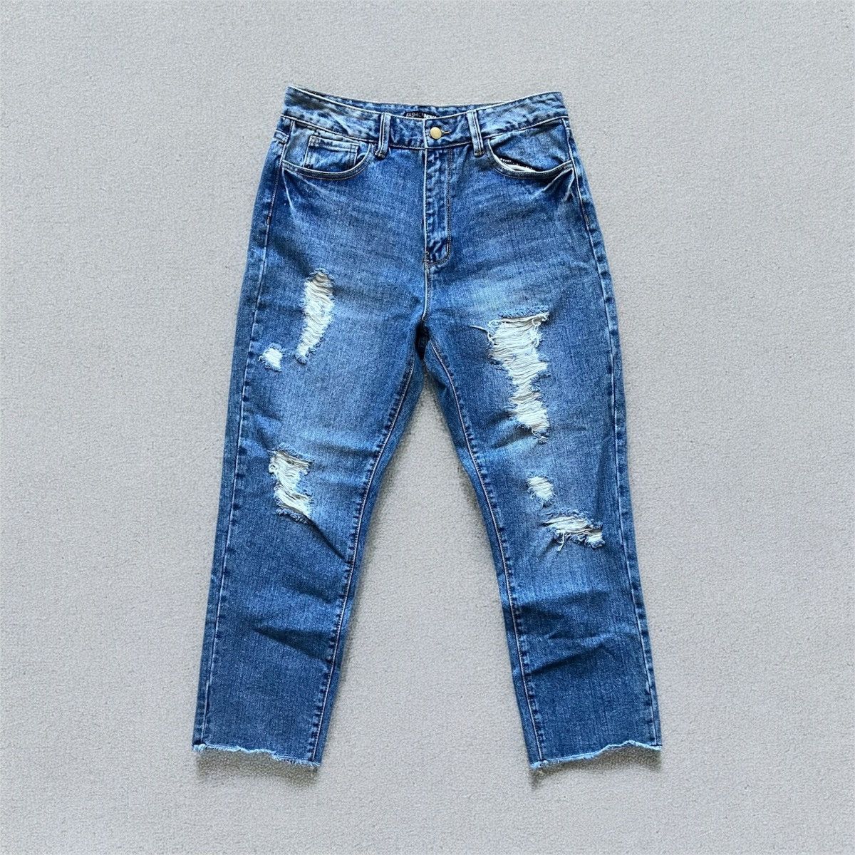 Fashion Nova FASHION NOVA Simple Things High Rise Boyfriend Jeans SIZE 11 Size 32" / US 10 / IT 46 - 1 Thumbnail