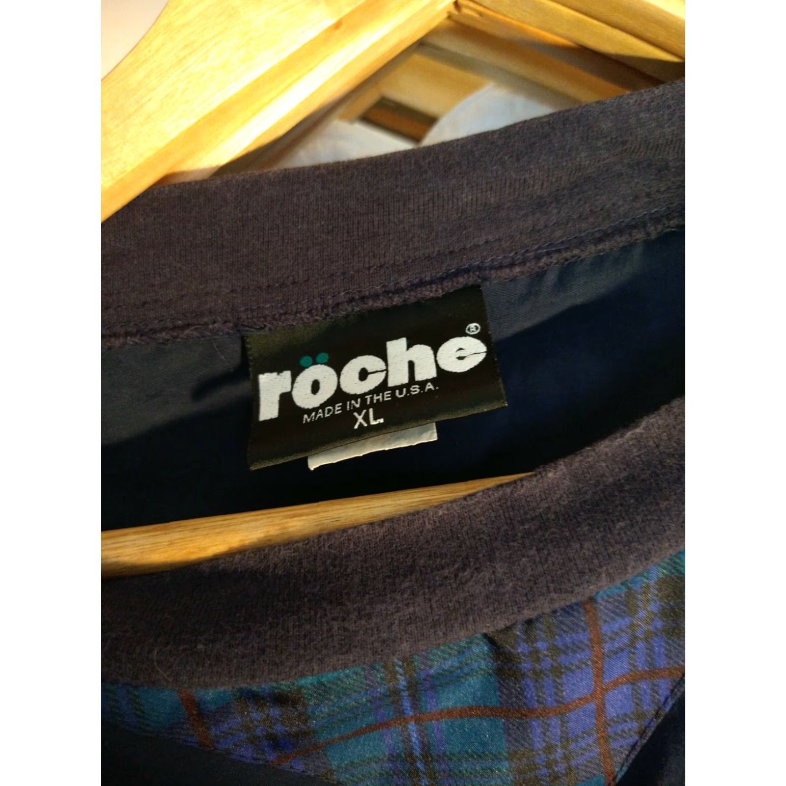 Vintage VINTAGE Roche Golf Pullover Windbreaker Plaid Check Made In USA XL Blue Mens XL Pullover Windbreaker Golf Plaid Check Crest Embroidered Crest Size US XL / EU 56 / 4 - 3 Thumbnail