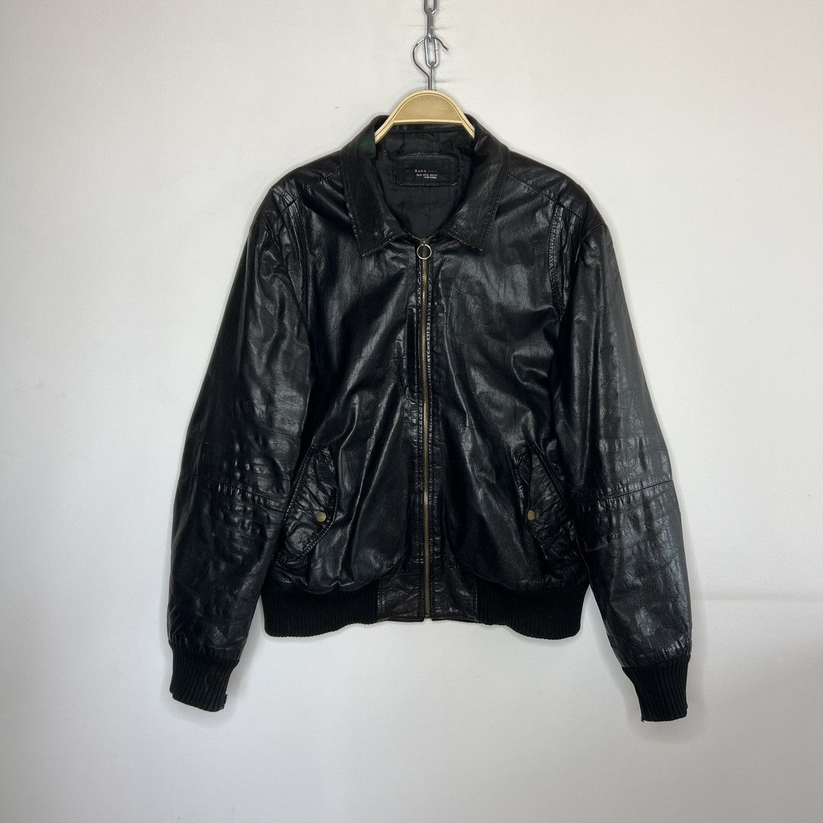 Zara Vintage Zara Genuine Leather Bomber Flight Jacket Size US L / EU 52-54 / 3 - 1 Thumbnail