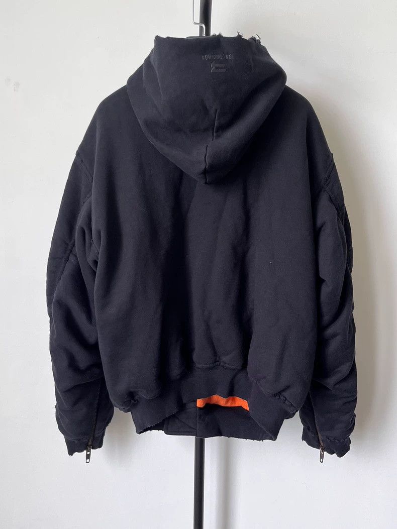 Balenciaga Balenciaga Solid hooded bomber jacket Size US XXS / EU 40 - 1 Thumbnail