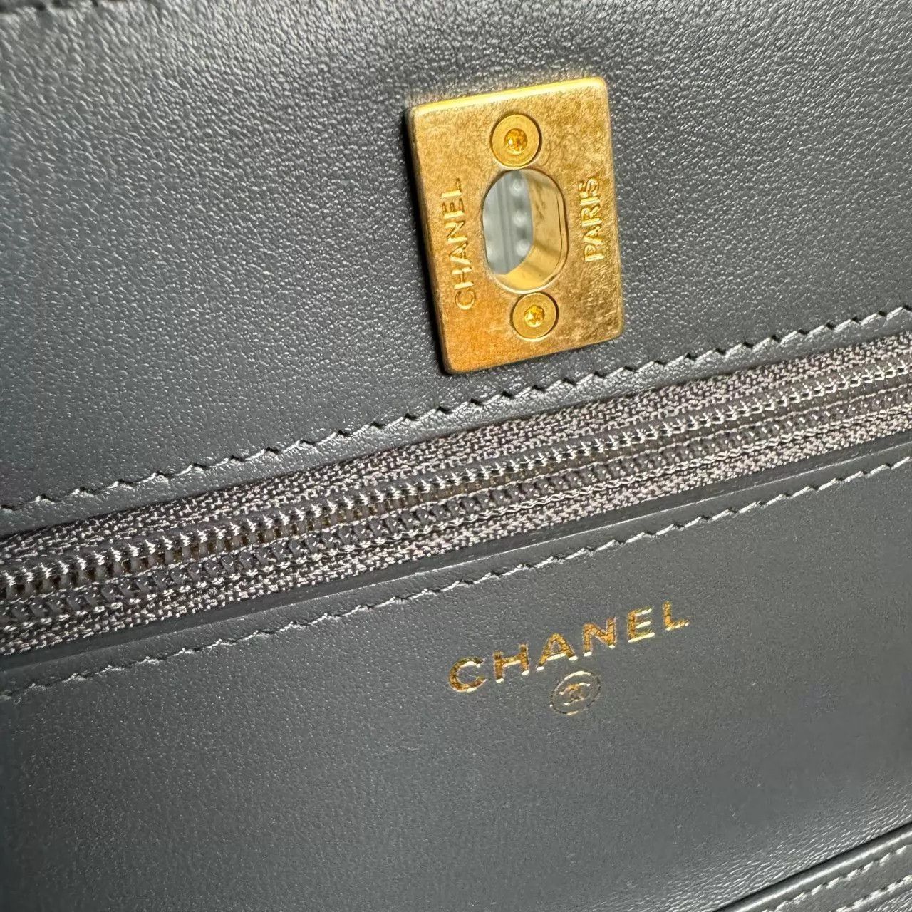 Chanel Chanel 23k Gold Ball WOC Gray Lamb 99 New DY9707 Size ONE SIZE - 7 Thumbnail
