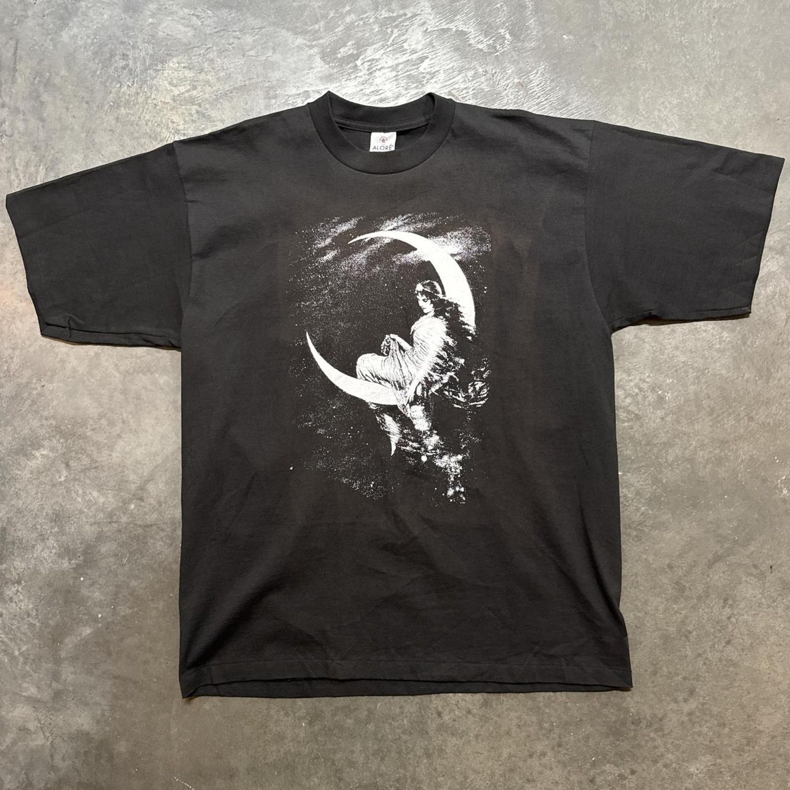 Vintage Vintage 90s Moon Goddess Graphic T-Shirt Hermann Kaulbach Size US XL / EU 56 / 4 - 1 Thumbnail