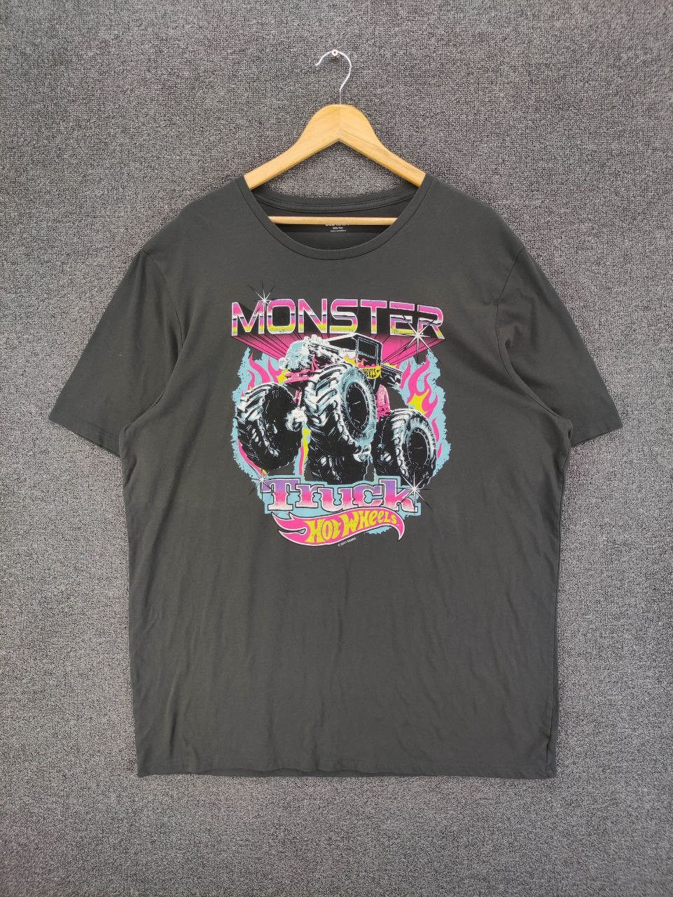 Old Navy Hotwheels Monster Truck Tee Size US XXL / EU 58 / 5 - 1 Thumbnail
