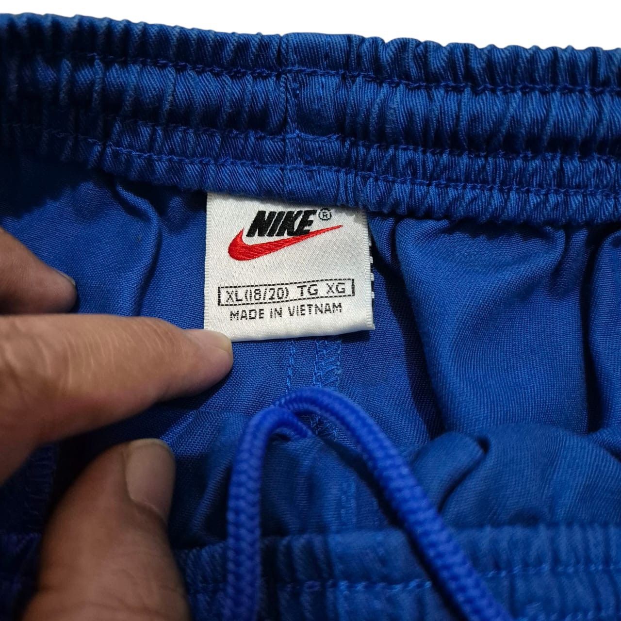 Nike × Vintage Vintage nike big swoosh shorts pants Size US 30 / EU 46 - 4 Thumbnail