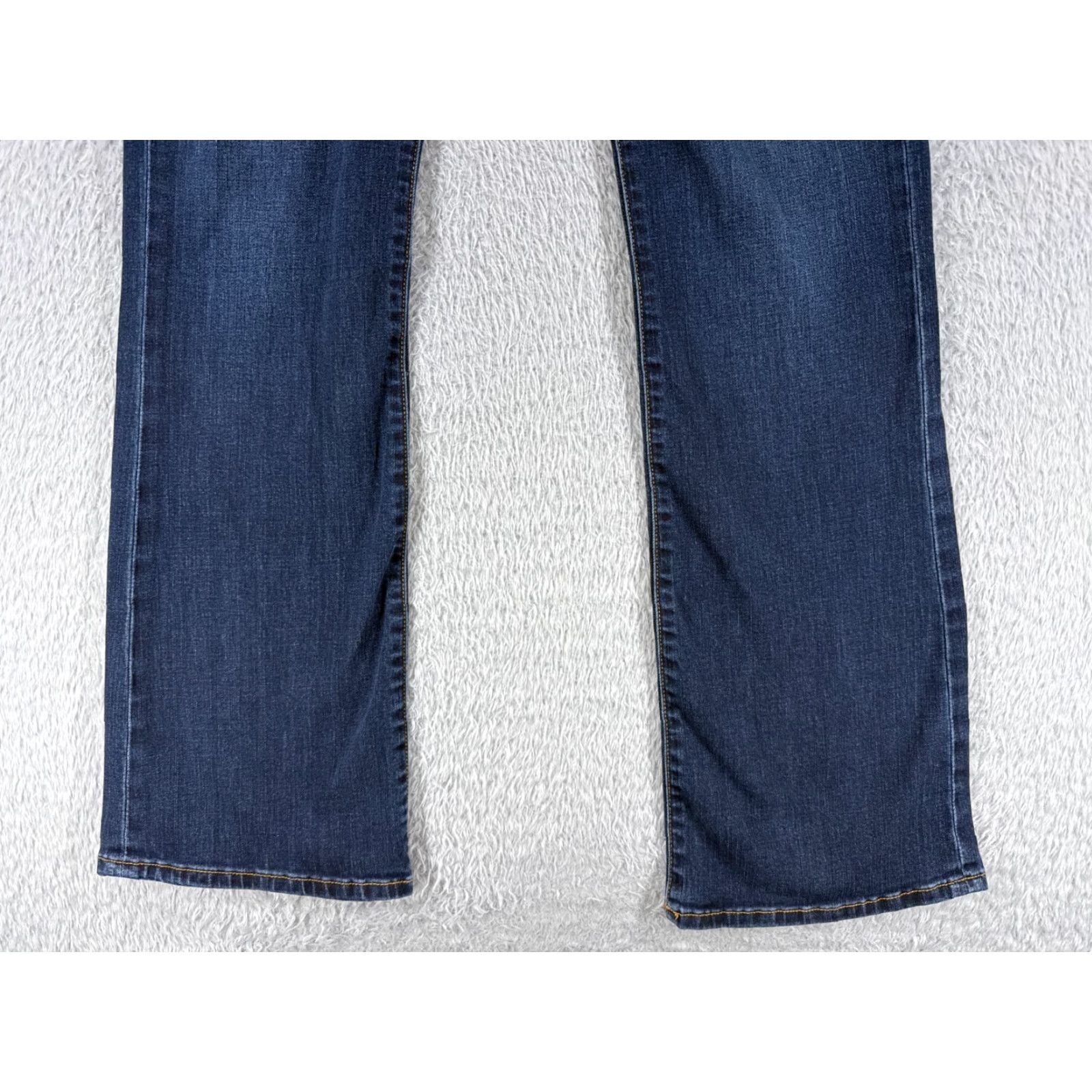 Lucky Brand VINTAGE Lucky Brand Jeans Women 8 Blue Denim Bootcut Mid Rise 28x33 5-Pocket Design Ladies Womens Jeans Blue USA 90s? Size 30" / US 8 / IT 44 - 2 Thumbnail