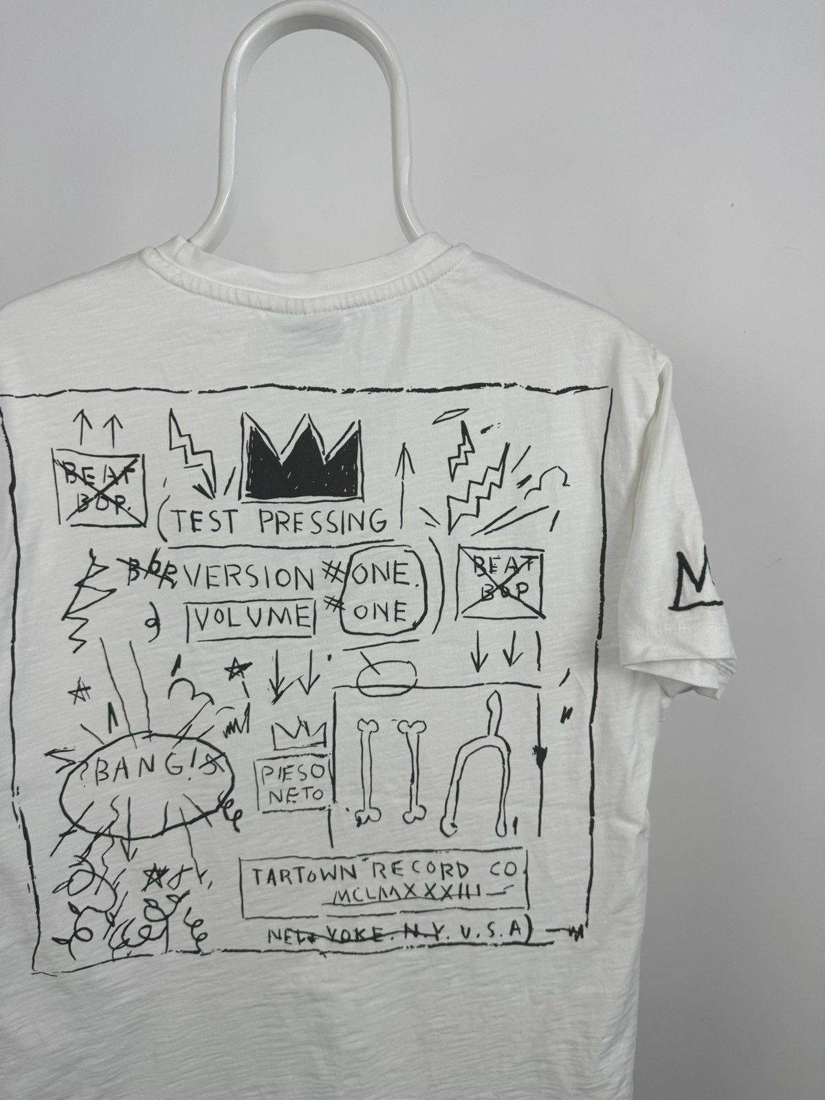 Bershka Jean Michel Basquiat x Bershka Big Logo Tee Shirt Size US S / EU 44-46 / 1 - 1 Thumbnail
