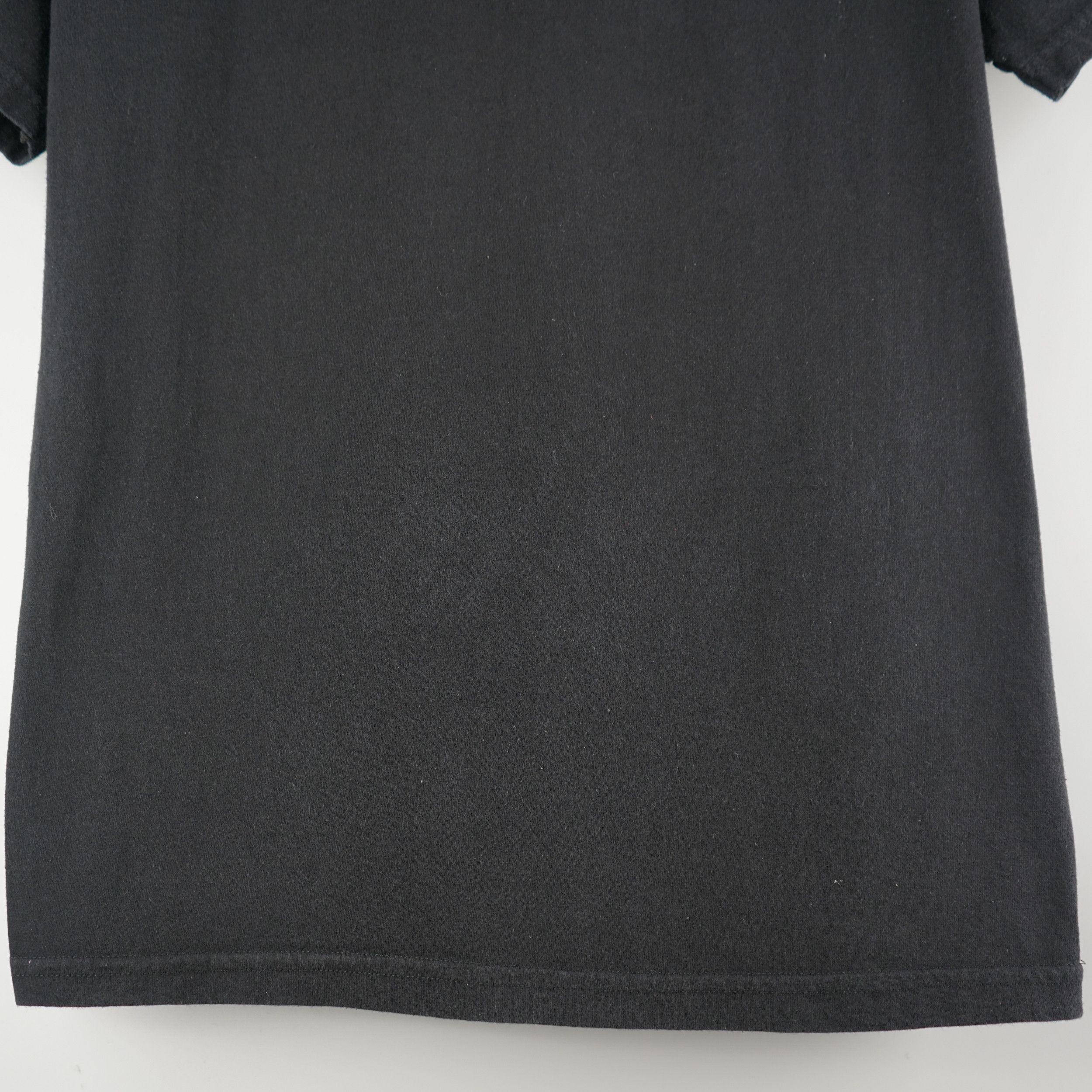 Band Tees × Vintage Vintage 1990s Metallica Guitar T-Shirt Size US M / EU 48-50 / 2 - 9 Thumbnail