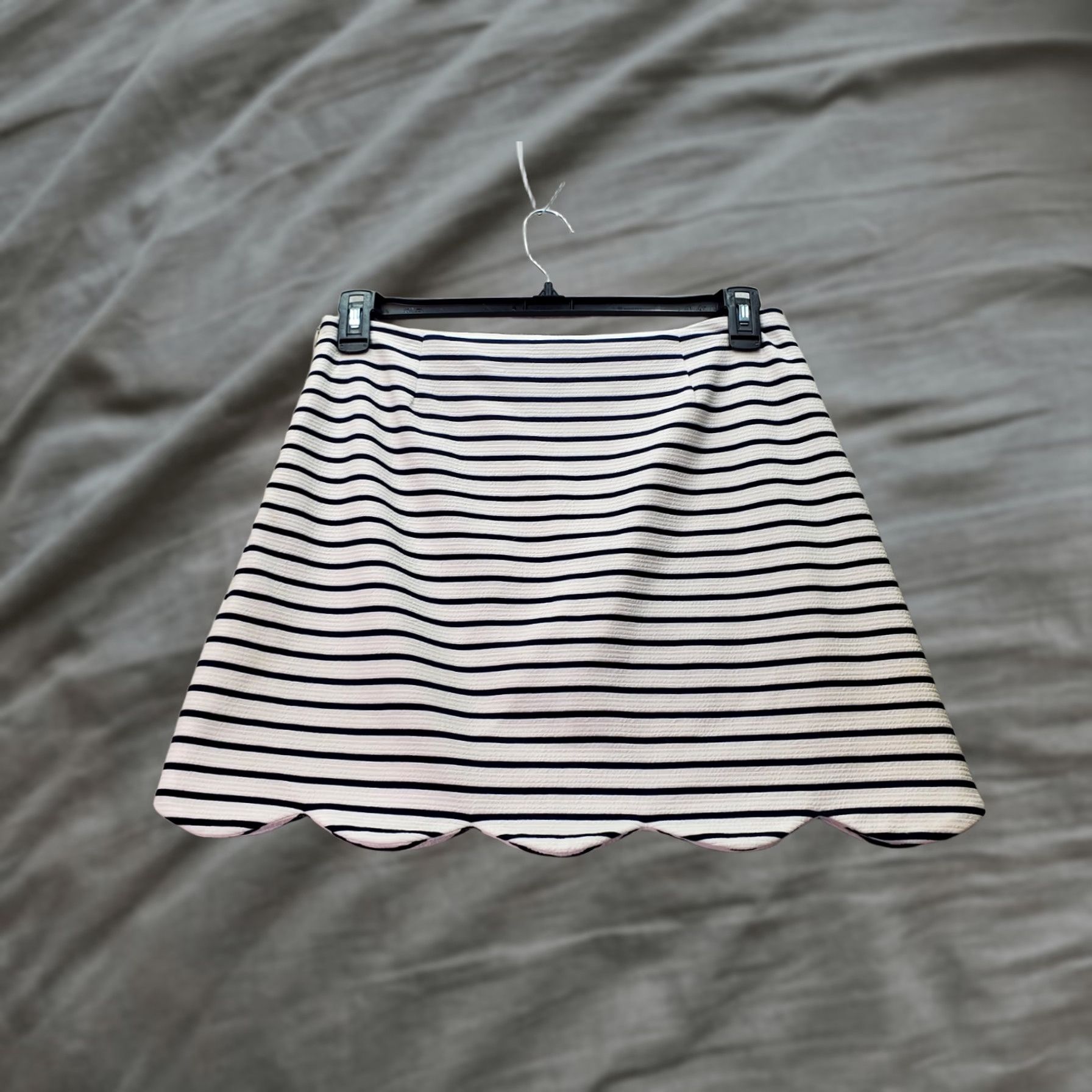 AQUA Aqua Skirt Womens XL Navy Striped Seersucker Lined Side Zipper A-Line Short Modern Size 40" / US 18 - 1 Thumbnail