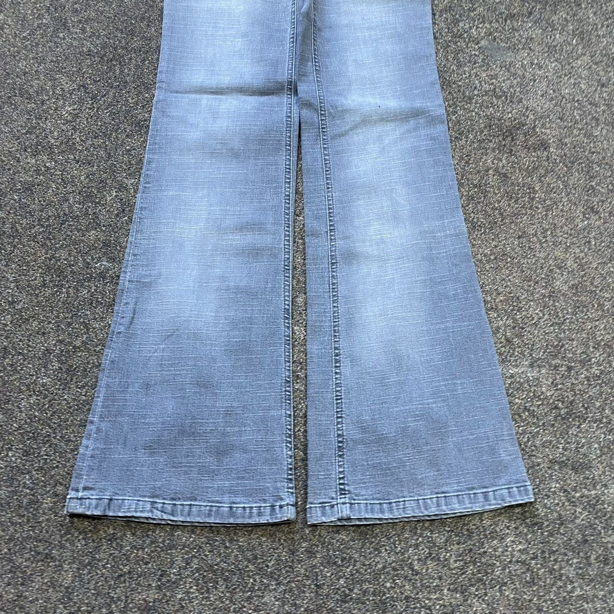 Vintage Vintage 90s Y2K Light Wash Flared Denim Jeans Wide Leg Faded Size 32" / US 10 / IT 46 - 5 Thumbnail