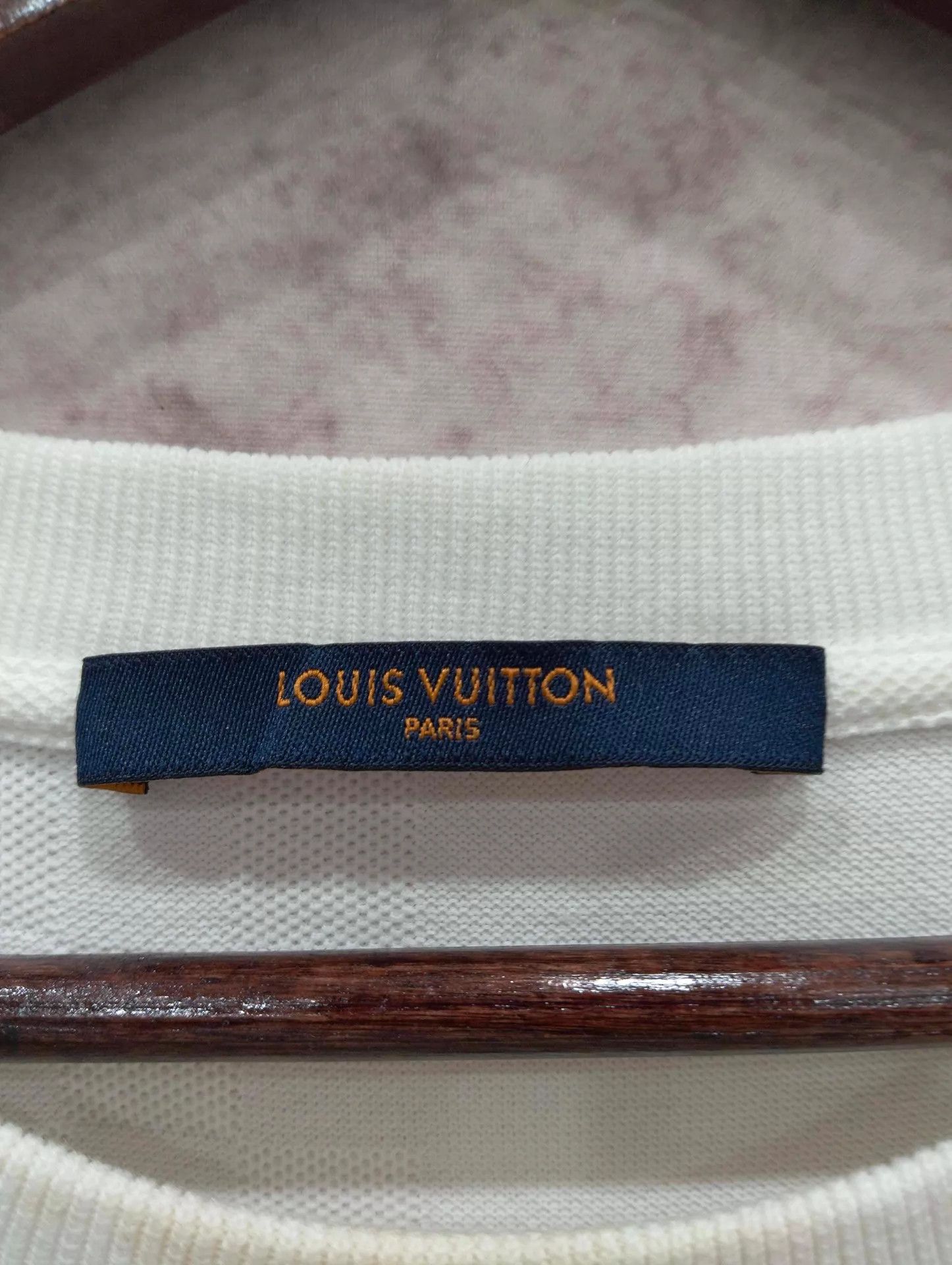 Louis Vuitton Louis Vuitton White Pocket Logo Short Sleeve Tee L 95 New Size US L / EU 52-54 / 3 - 3 Thumbnail
