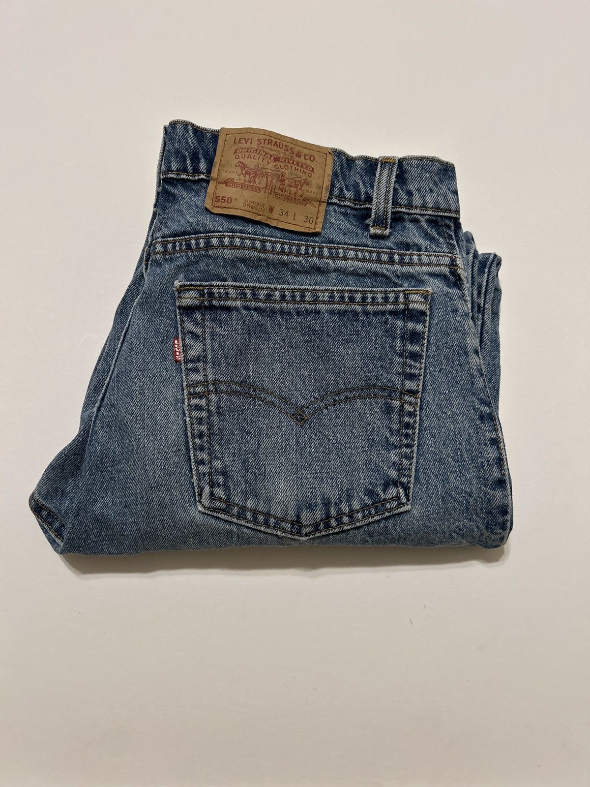 Vintage 90s Levi's 550 Relaxed Fit Baggy Denim Jeans