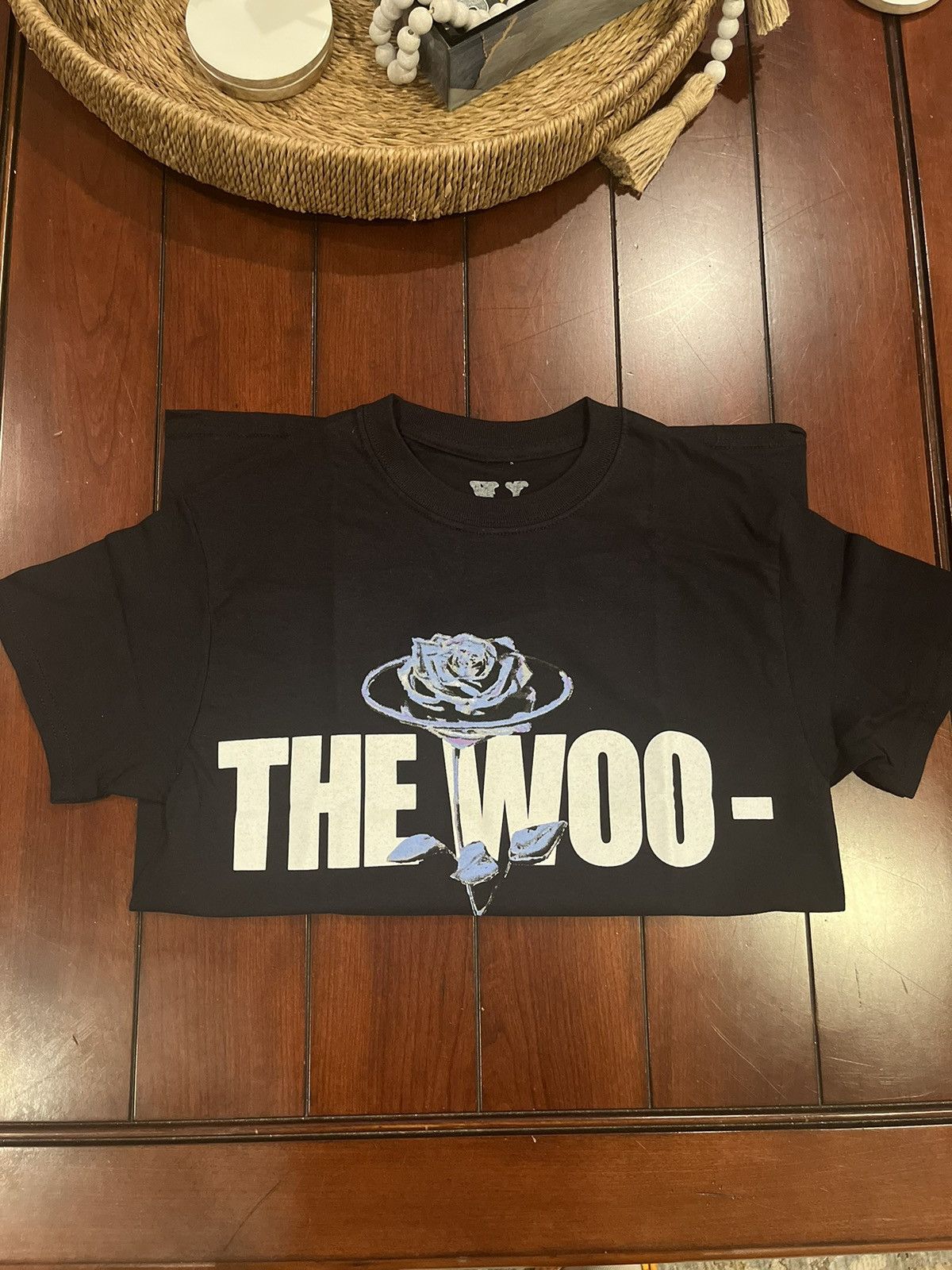 Vlone Vlone X Pop Smoke “The Woo” tee size small Size US S / EU 44-46 / 1 - 1 Thumbnail