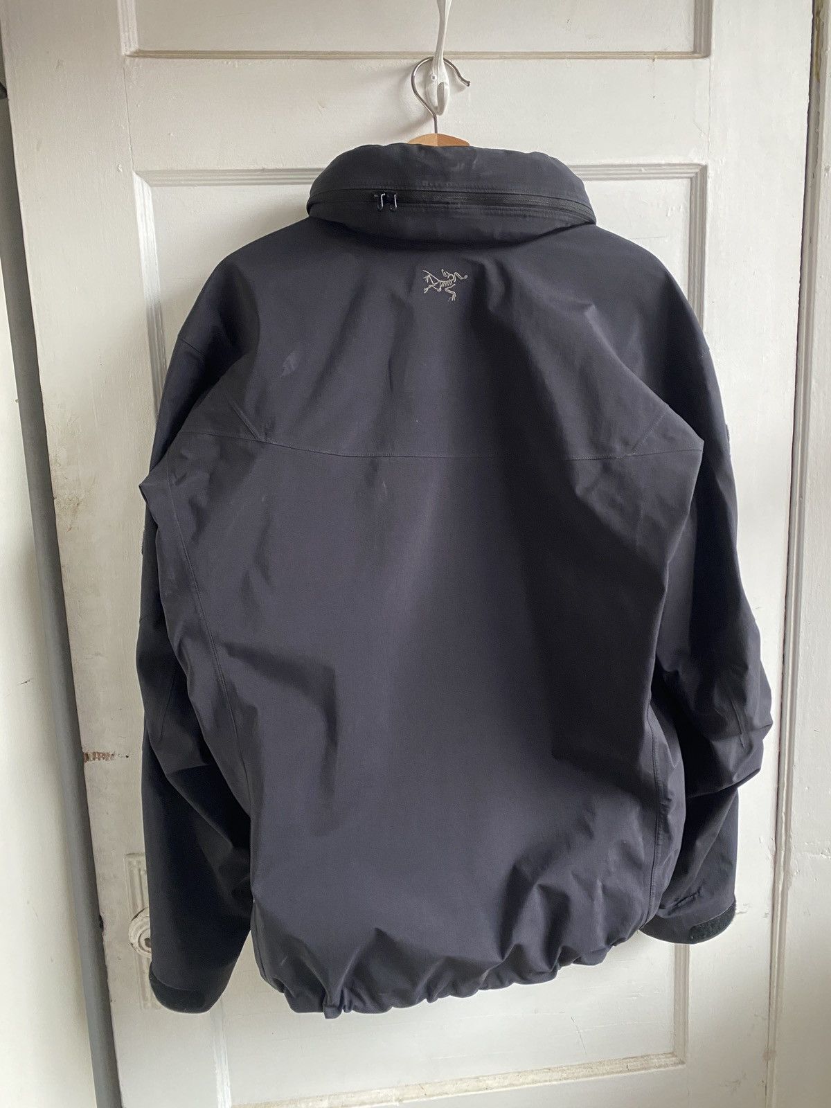 Arc'teryx LEAF Alpha Gen 1 Size US M / EU 48-50 / 2 - 2 Thumbnail