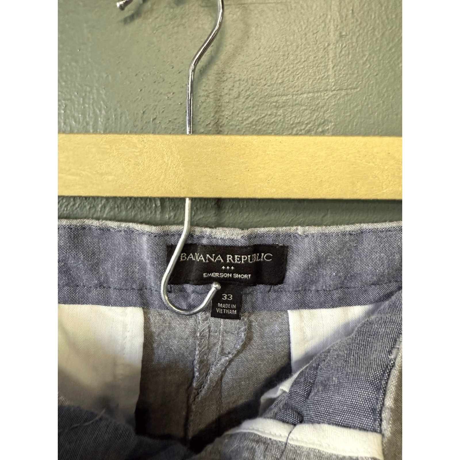 Banana Republic VINTAGE Banana Republic Mens Gray Chino Emerson Short Size 33 Size US 33 - 3 Thumbnail