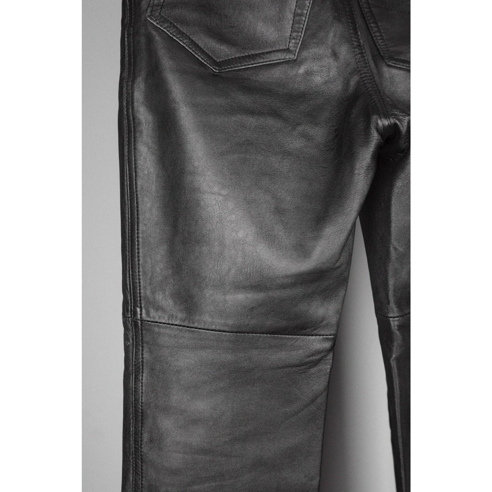 Levi's Levis black leather women’s vintage pants Size 28" / US 6 / IT 42 - 5 Thumbnail