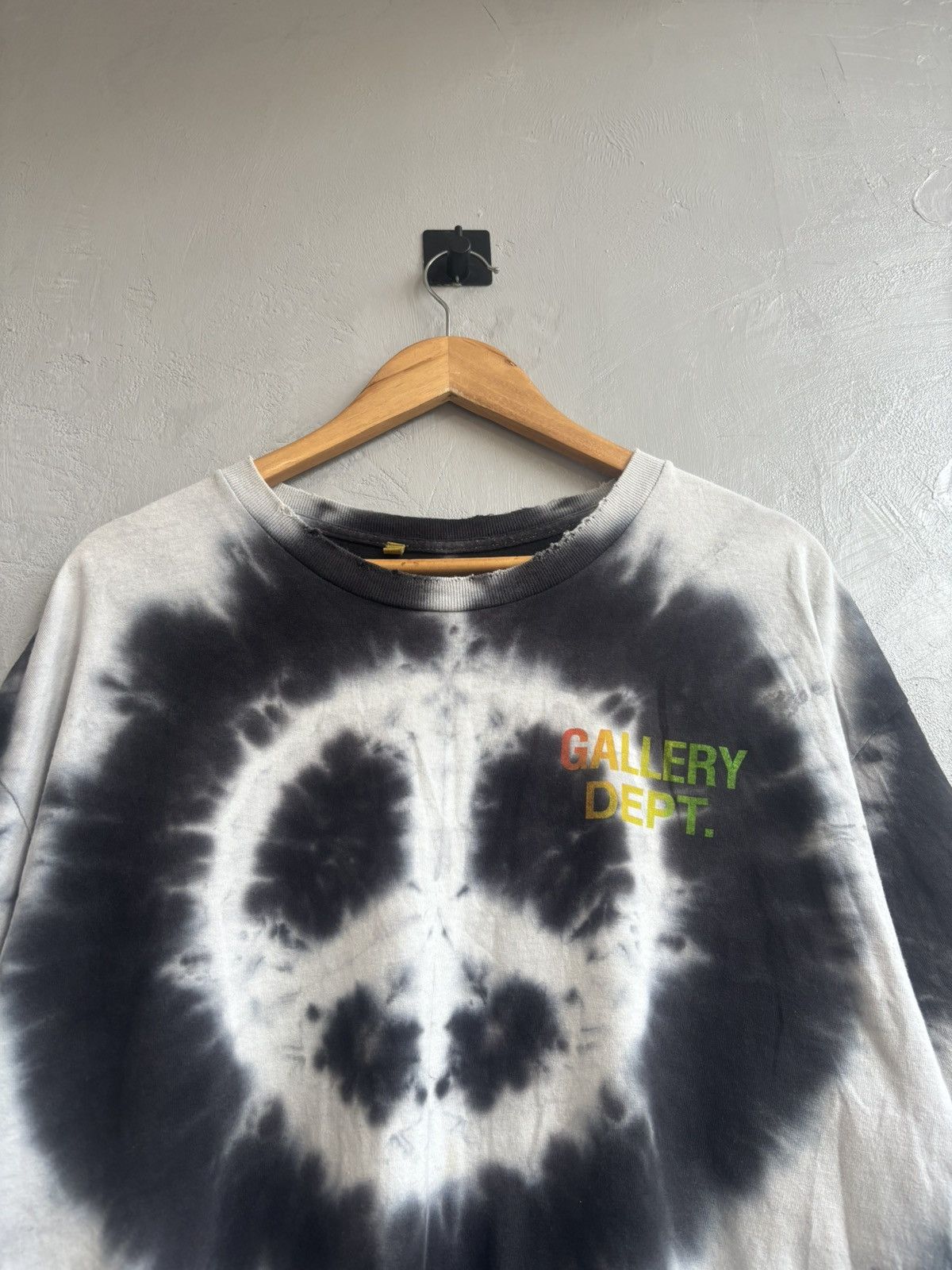 Gallery Dept. Gallery Dept peace tie dye tee Size US L / EU 52-54 / 3 - 2 Thumbnail