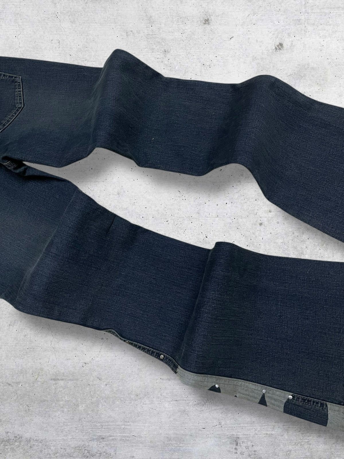 Tornado Mart VINTAGE ORIRIN JAPAN DESIGNER FLARED FASHION FORWARD DENIM Size US 26 / EU 42 - 14 Thumbnail