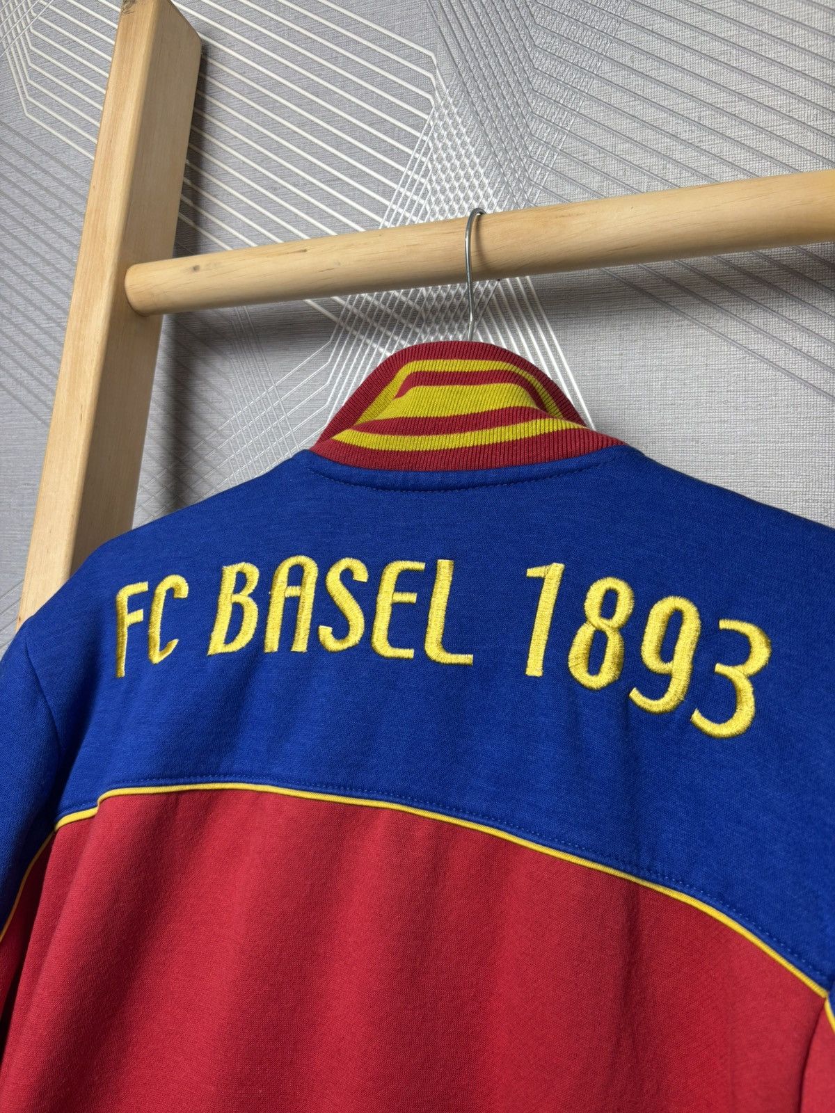 Vintage Vintage FC Basel 1893 Streetwear Zip Hoodie Size US M / EU 48-50 / 2 - 18 Thumbnail