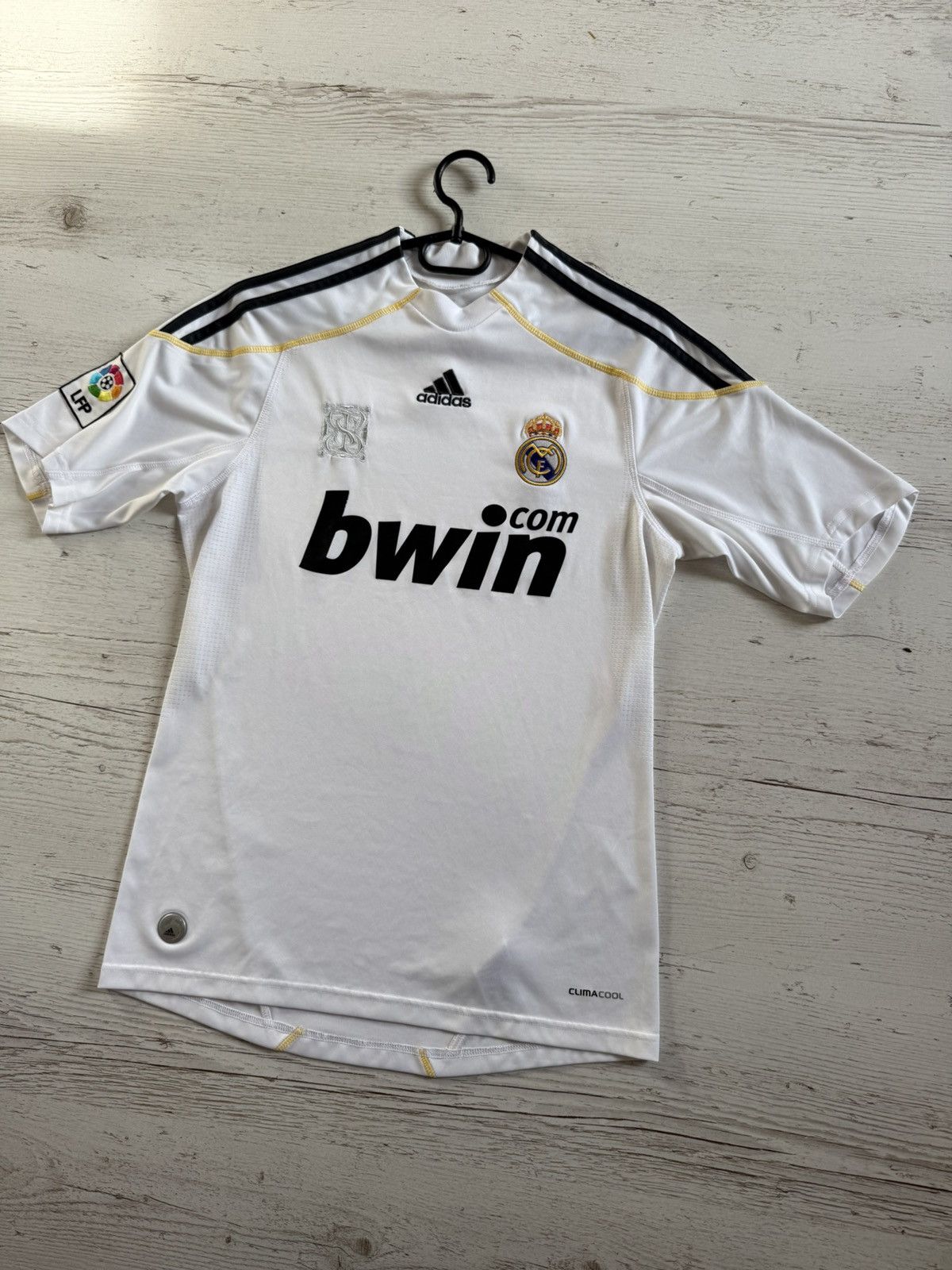 Adidas Adidas Real Madrid 2009 2010 Home Football Jersey Soccer Size US S / EU 44-46 / 1 - 2 Thumbnail