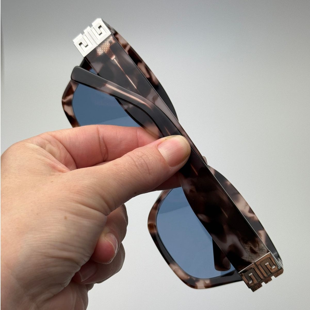 Givenchy NEW Givenchy Sunglasses GV40072I 55V Coloured Havana/Blue Size ONE SIZE - 10 Thumbnail