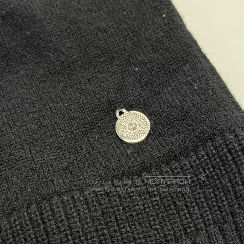 Hermes Hermes Black Metal Logo Cashmere Sweater Size XS / US 0-2 / IT 36-38 - 7 Thumbnail