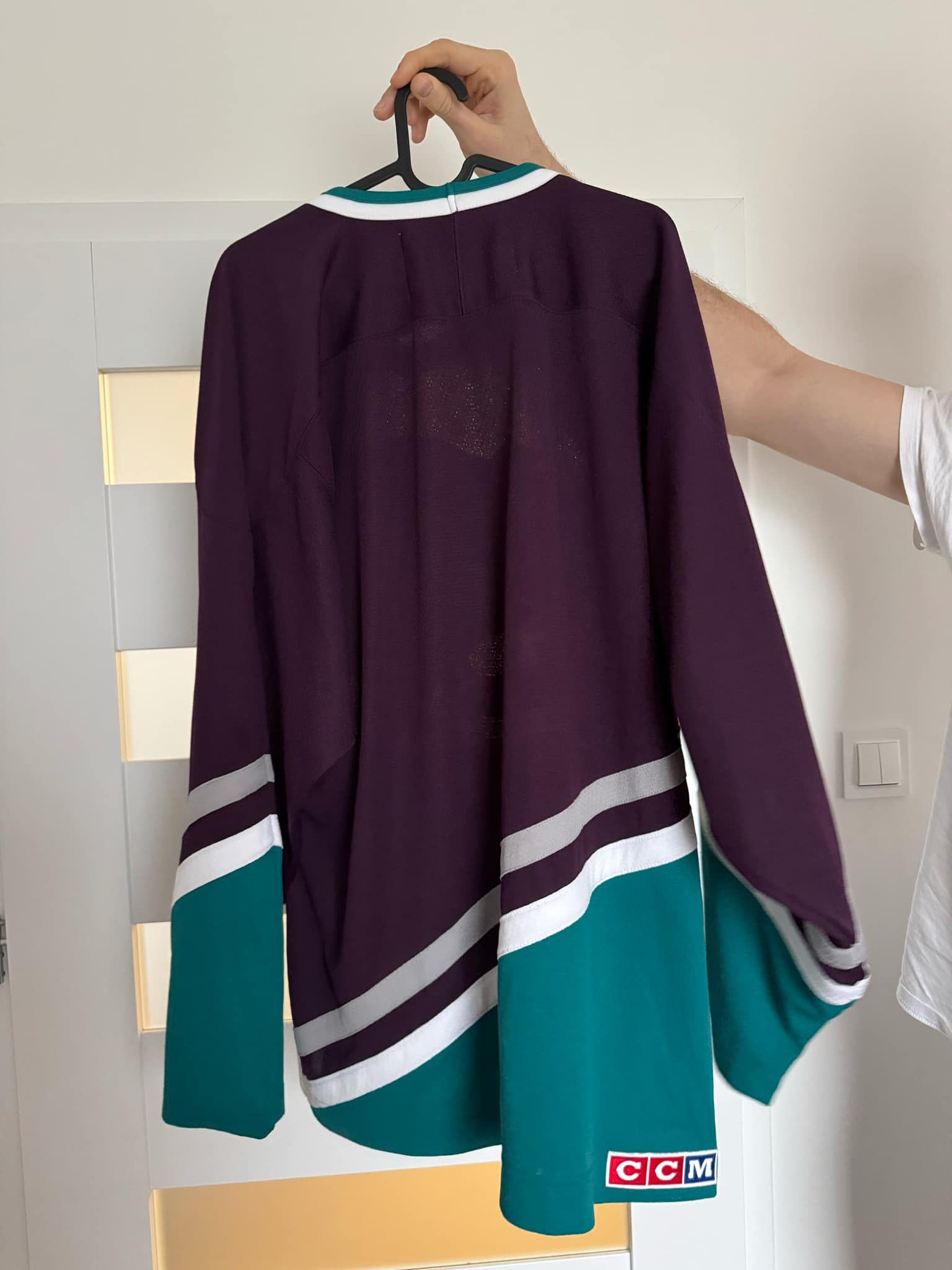 Ccm NHL Vintage Anaheim Ducks CCM Longsleeve Size US L / EU 52-54 / 3 - 3 Thumbnail