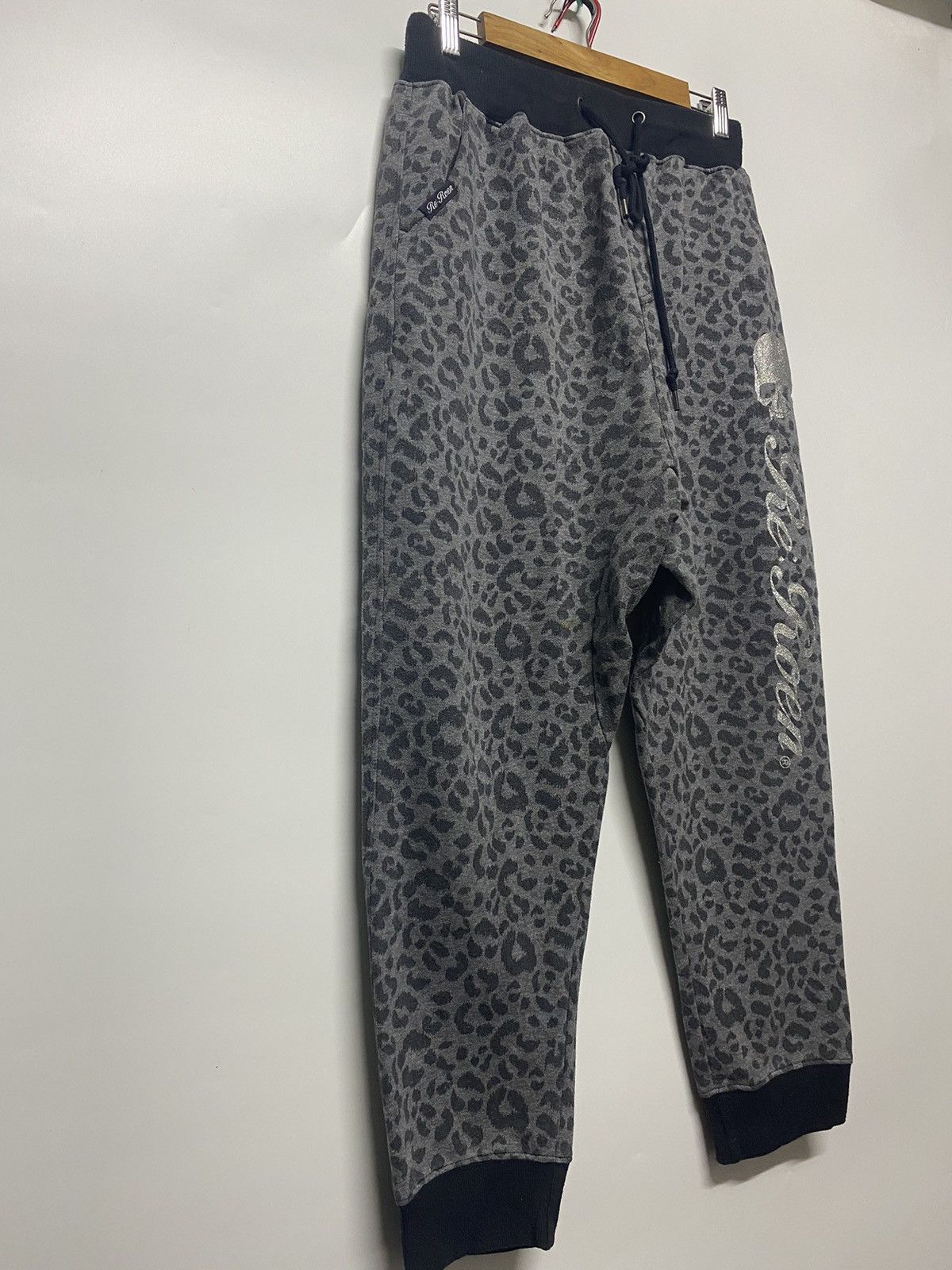 Designer × Roen 🔥MAKE OFFER🔥 Re ROEN Skull Logo Jogger Pant Size US 30 / EU 46 - 4 Thumbnail