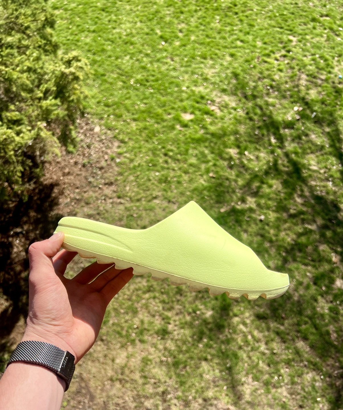 Yeezy Yeezy Slide Glow Green Size US 11 / EU 44 - 1 Thumbnail