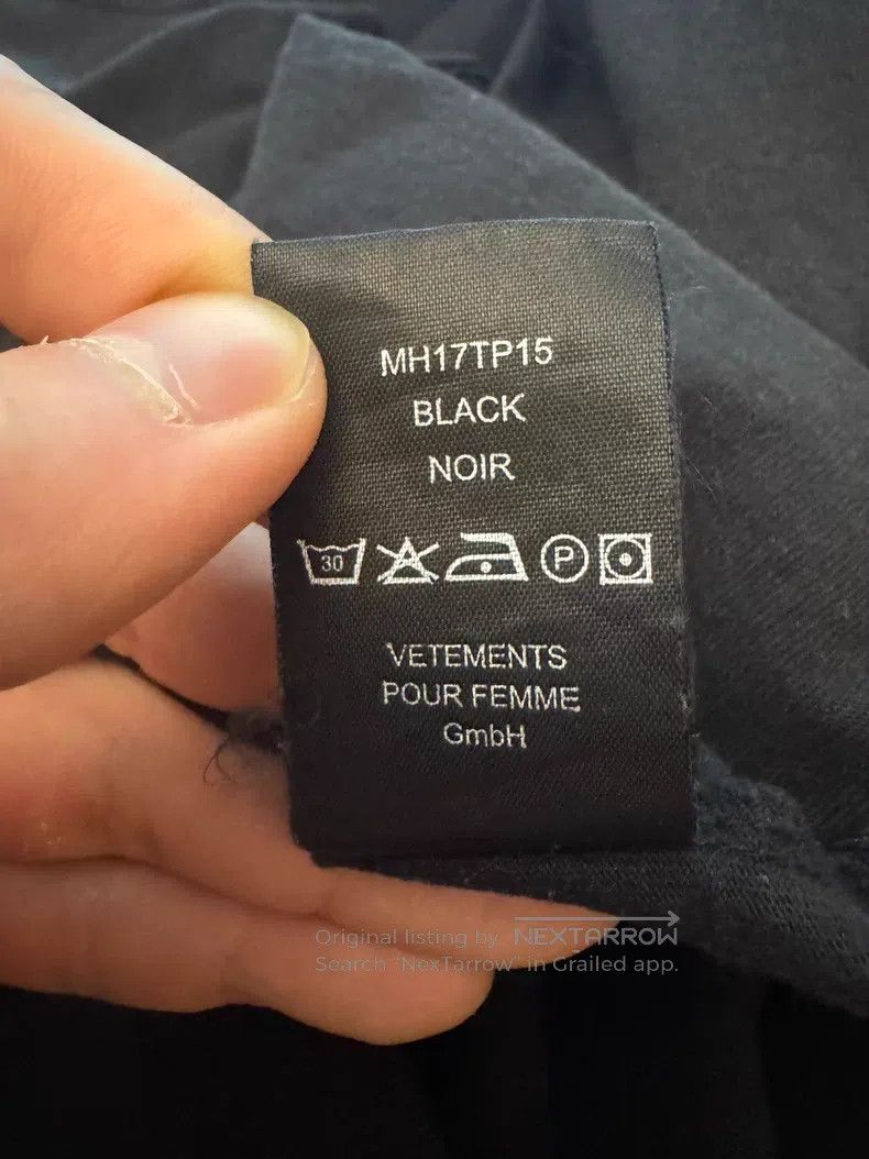 Vetements Vetements Short sleeve Size US S / EU 44-46 / 1 - 7 Thumbnail
