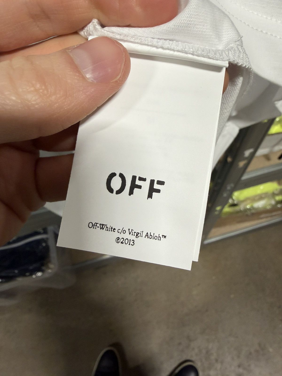 Off-White Off-White Spray Arrow T-Shirt NEW 550$ Size US L / EU 52-54 / 3 - 4 Thumbnail