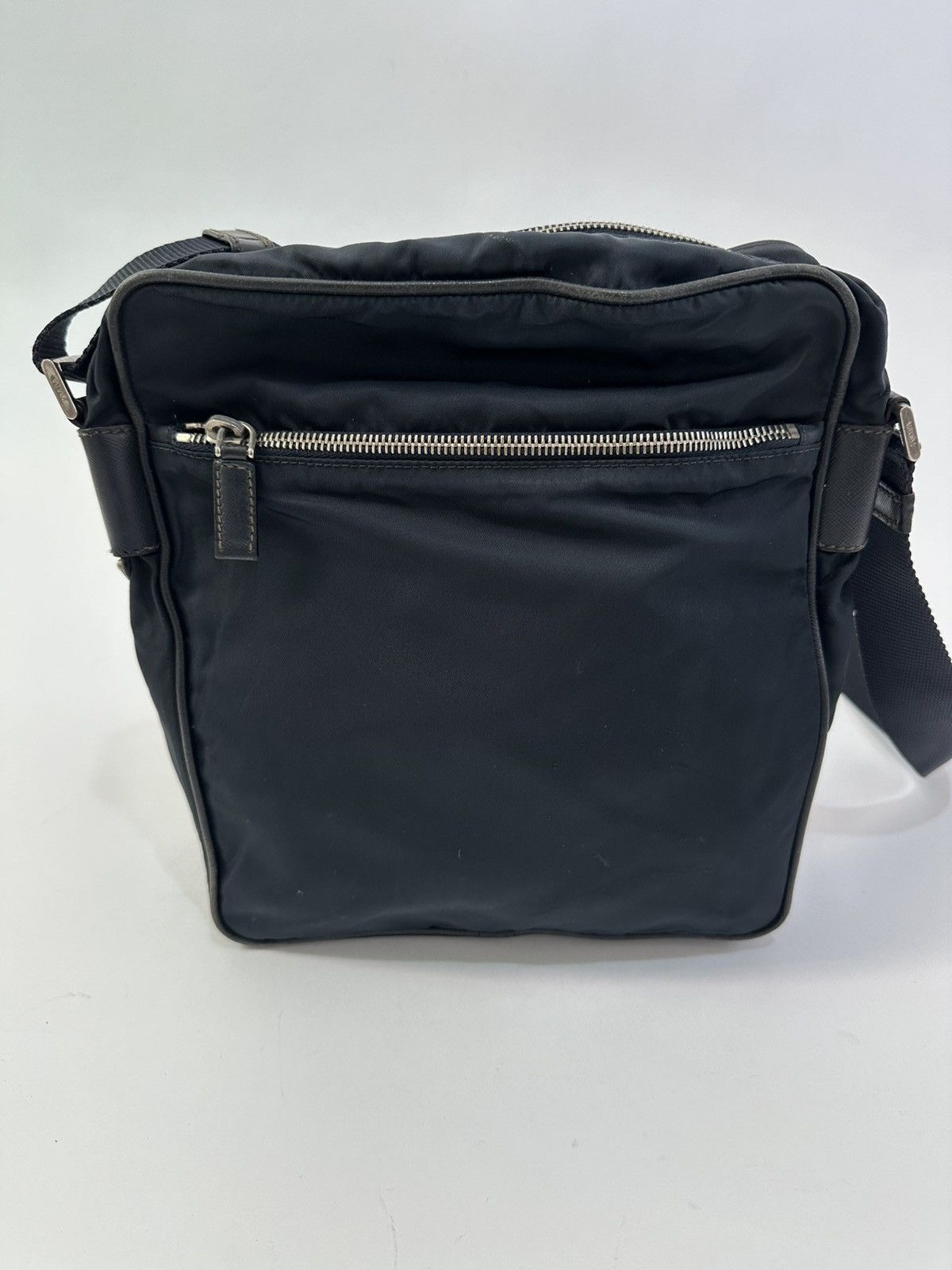 Prada PRADA Tessuto Nylon Flat Messenger Bag Navy Size ONE SIZE - 1 Thumbnail