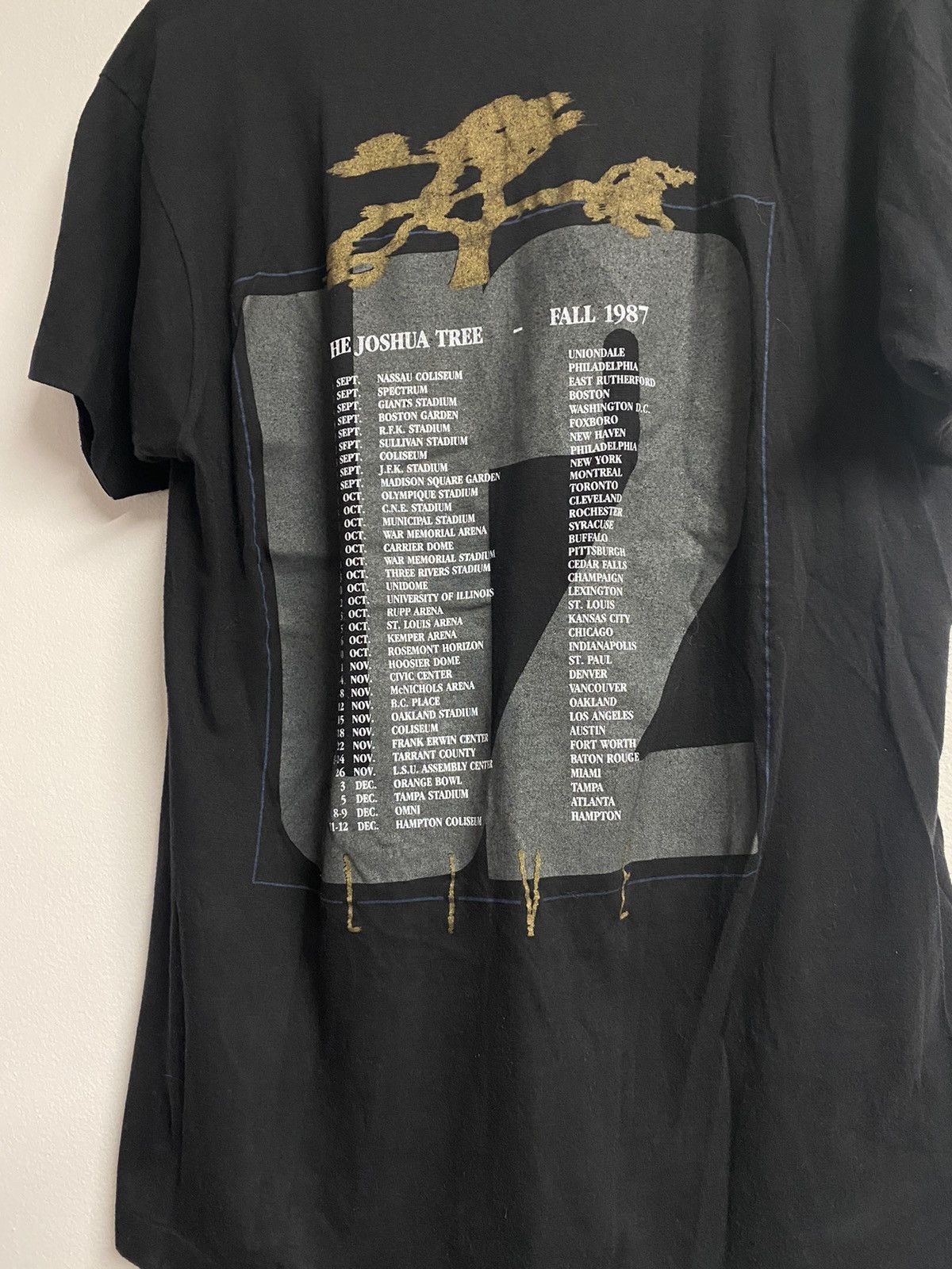 Band Tees × Vintage Vintage U2 1987 THE JOSHUA TREE 1987 ScreenStars Size US L / EU 52-54 / 3 - 5 Thumbnail
