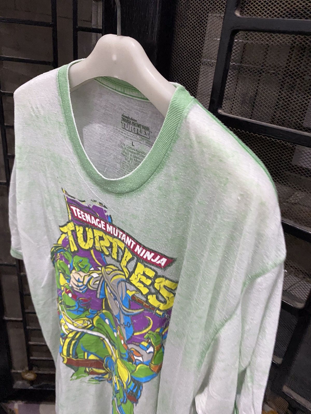 Nickelodeon × Vintage Vintage thrashed teenage mutant ninja turtle tee Size US L / EU 52-54 / 3 - 3 Thumbnail