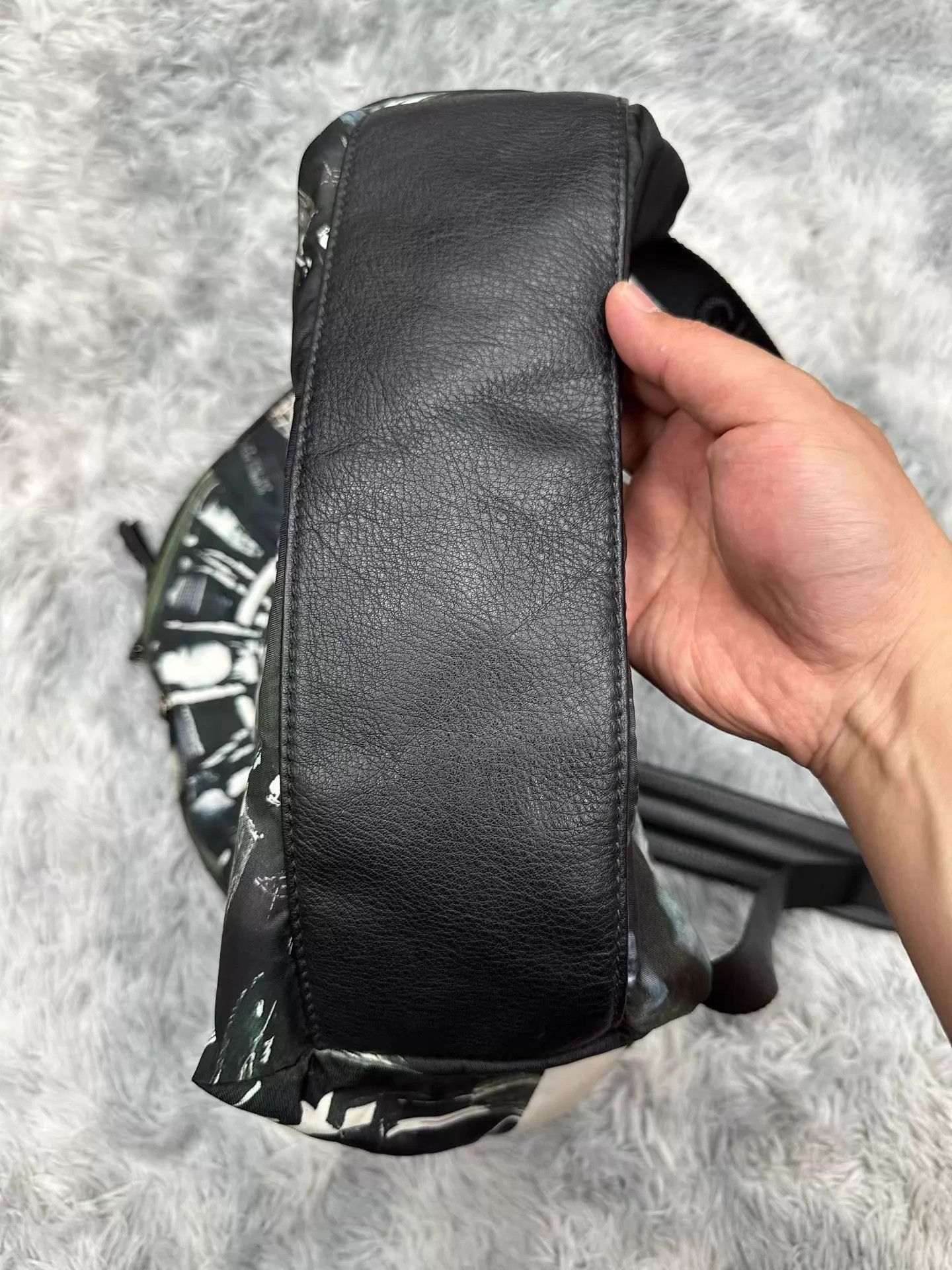 Givenchy Givenchy Bicolor Leather Plane Backpack New Size ONE SIZE - 3 Thumbnail