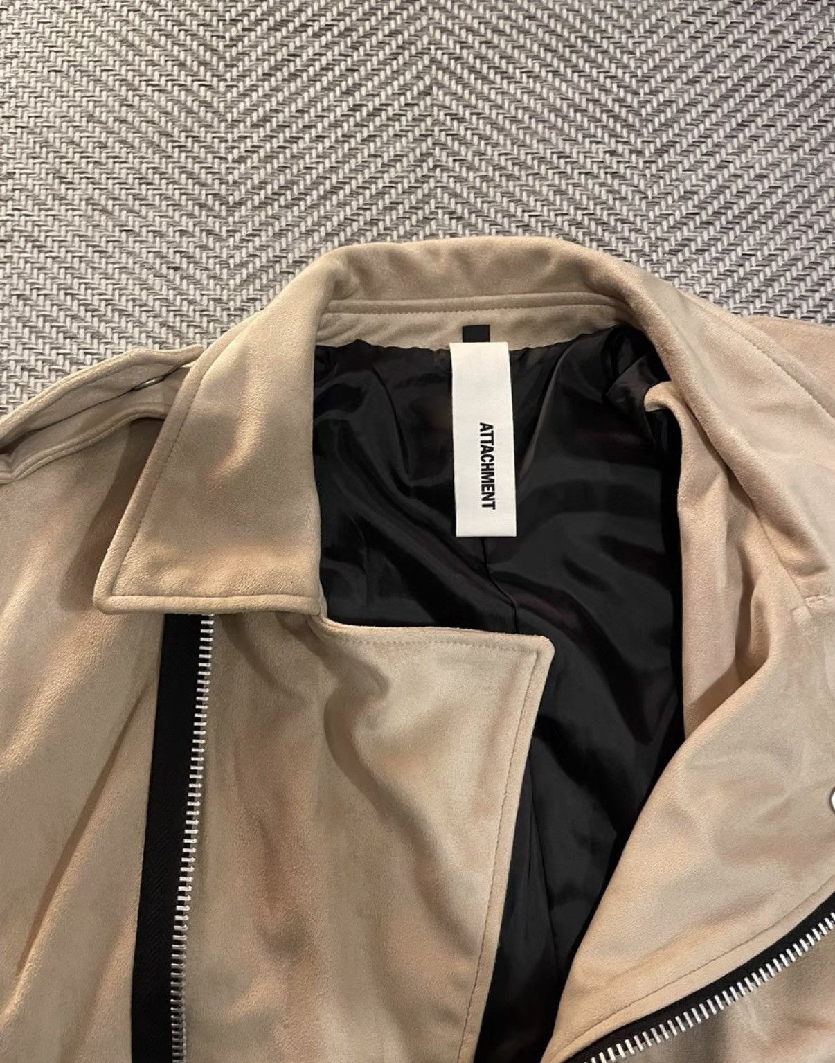 Attachment Attachment Khaki Suede Biker / Riding Jacket K24 Size US L / EU 52-54 / 3 - 3 Thumbnail