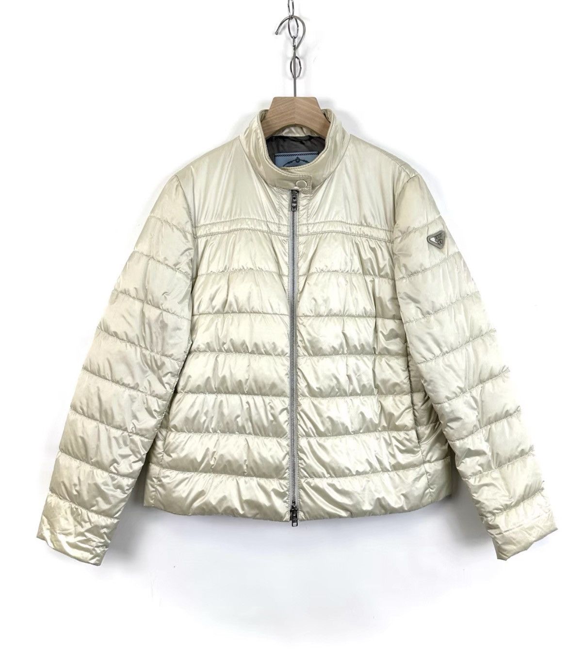 Prada Prada Pearlescent Collar Triangle Metal Logo Down Jacket K12 Size M / US 6-8 / IT 42-44 - 1 Thumbnail