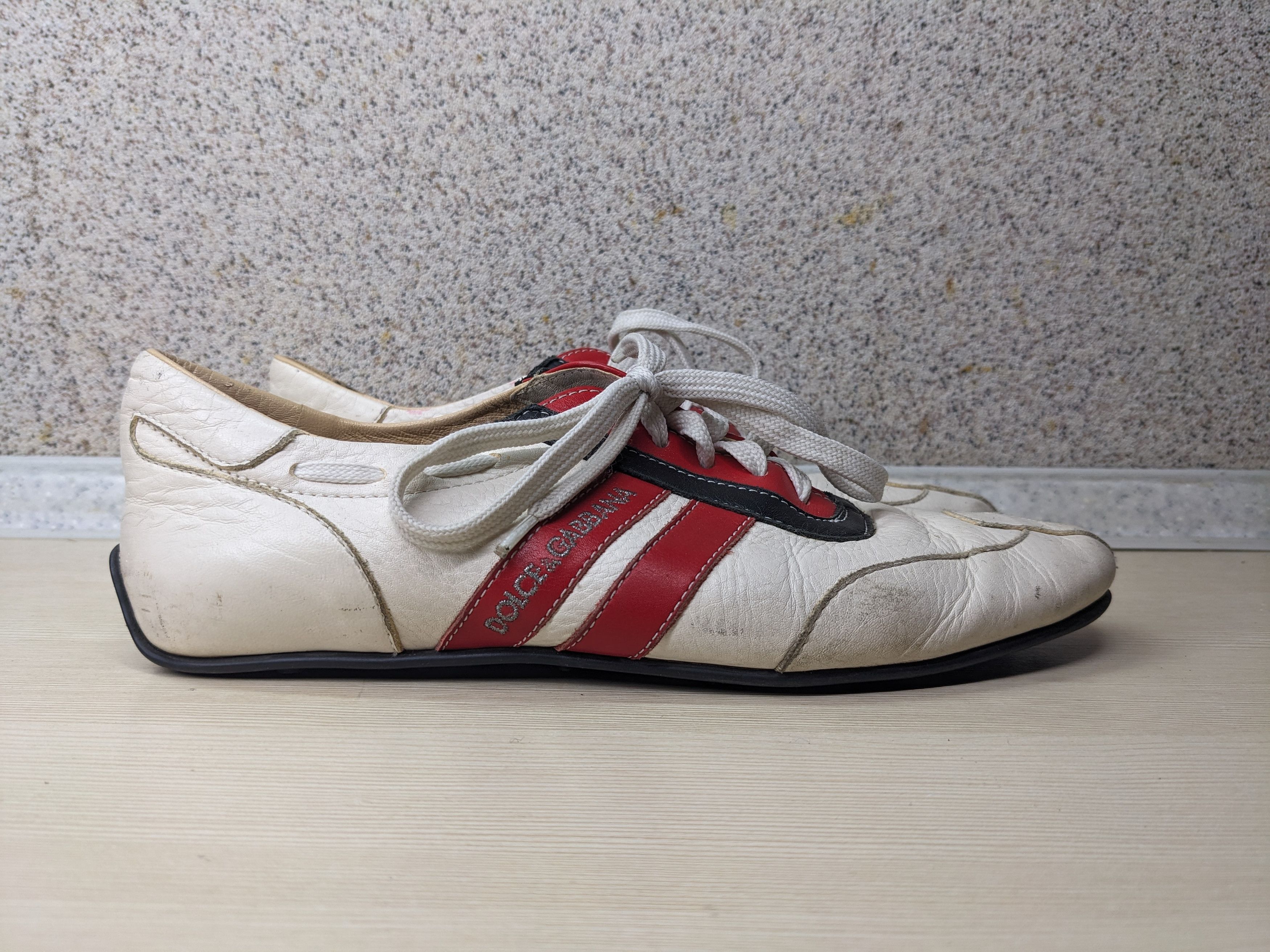 Dolce & Gabbana Vintage y2k Dolce & Gabbana Low Top Sneakers (38,5) Size US 8.5 / IT 38.5 - 1 Thumbnail