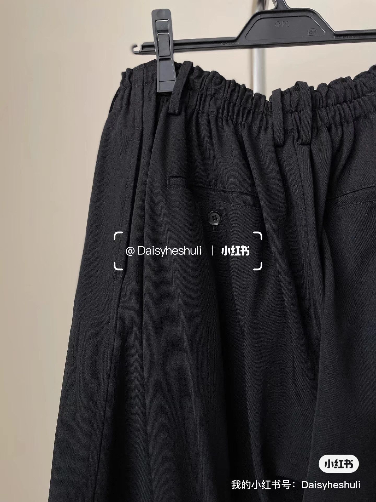 Yohji Yamamoto Yohji Yamamoto Pleated Wide-leg Pants Ｑ24 Size 32" / US 10 / IT 46 - 4 Thumbnail