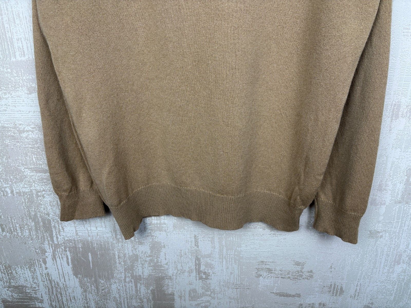 Johnstons Of Elgin Johnstons of Elgin 100% Cashmere Sweater Crew Neck Size 44" Size US XL / EU 56 / 4 - 15 Thumbnail