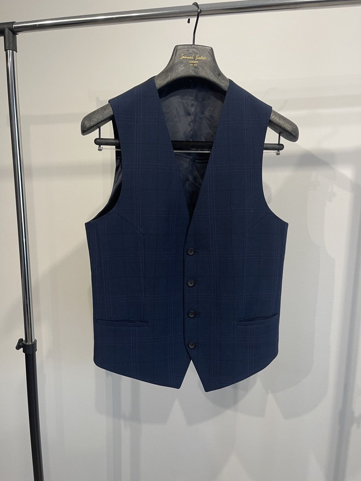 Hugo Boss Hugo boss classic vests men’s 36R Size 36R - 3 Thumbnail