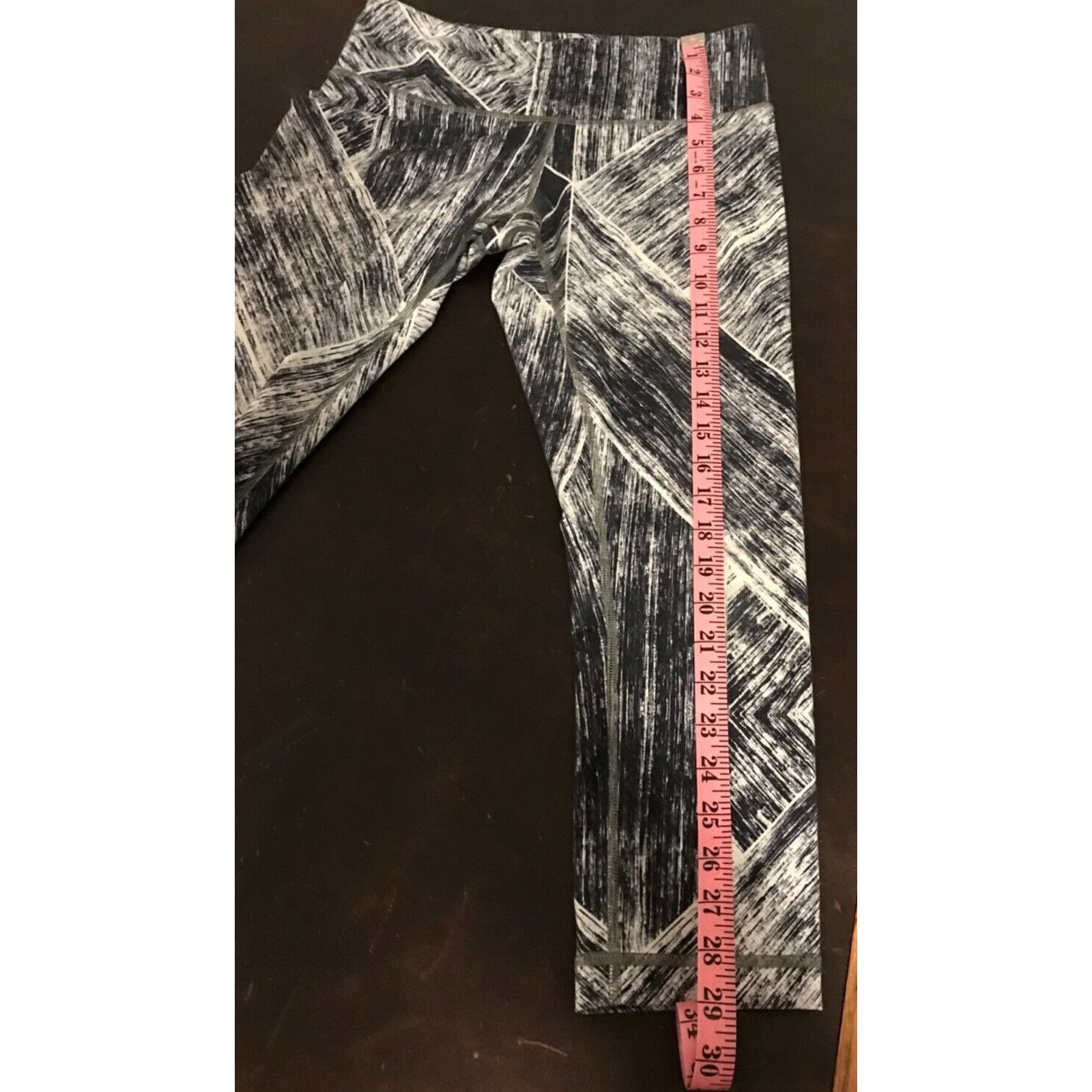 Lululemon Lululemon Wunder Under Crop II Full-On Luon Heat Wave Size 28" / US 6 / IT 42 - 7 Thumbnail