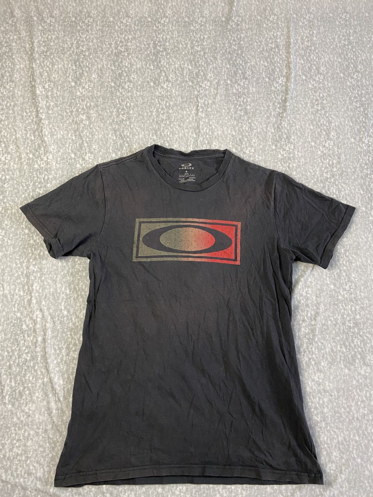 Oakley Vintage Oakley T-Shirt with big logo Size US M / EU 48-50 / 2 - 1 Thumbnail