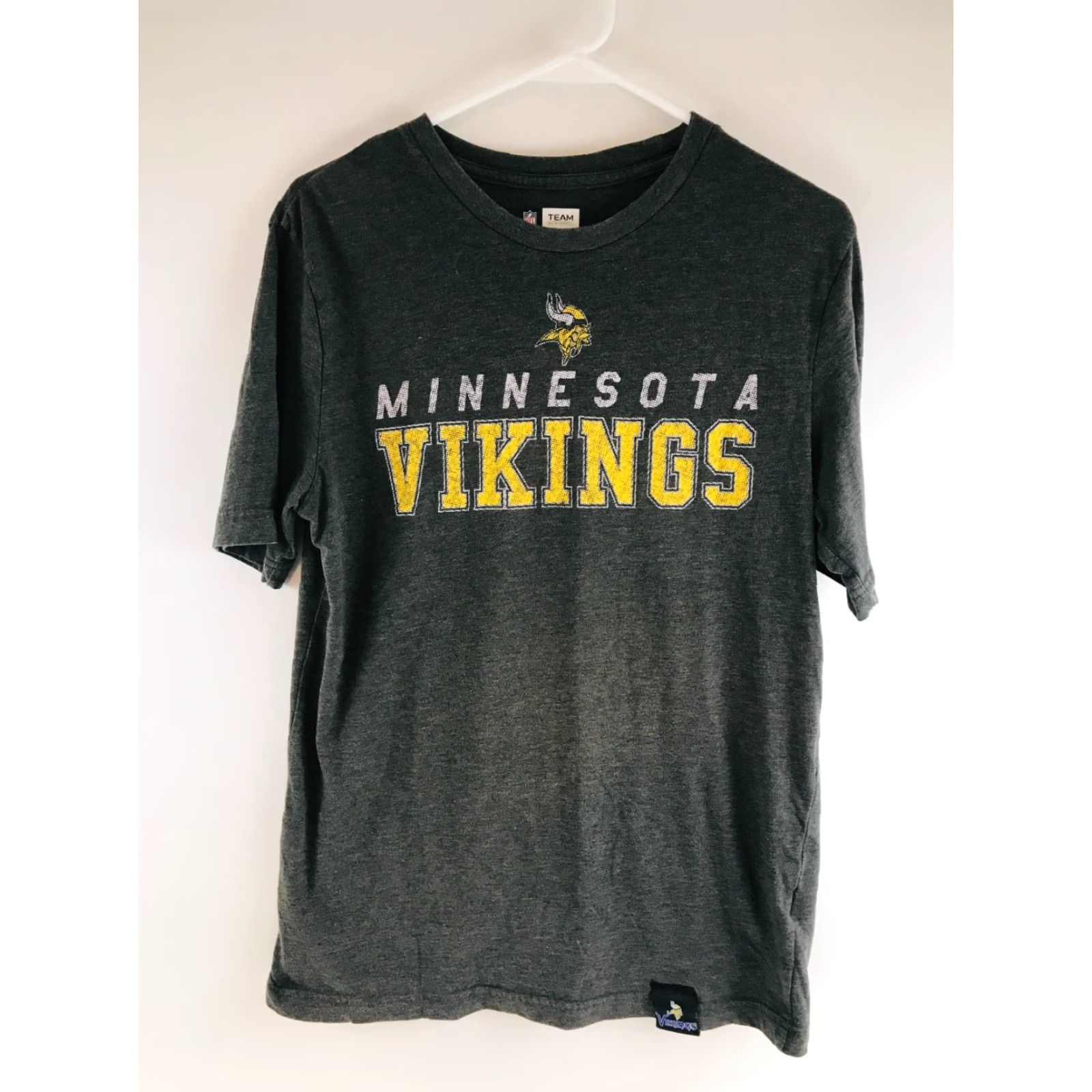 NFL Minnesota Vikings T-Shirt Men's Medium Gray Heather NFL Team Apparel Tee Size US M / EU 48-50 / 2 - 2 Thumbnail